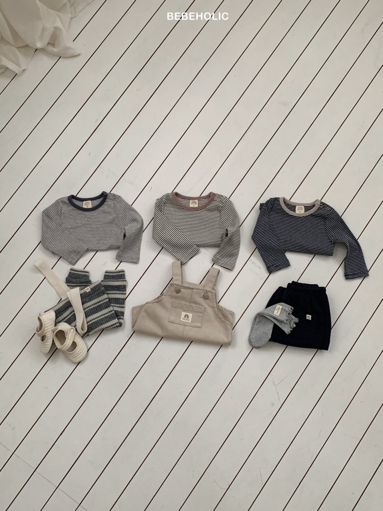 🌸預訂 韓國直送🌸🇰🇷BEBEHOLIC三色條紋打底長袖上衣