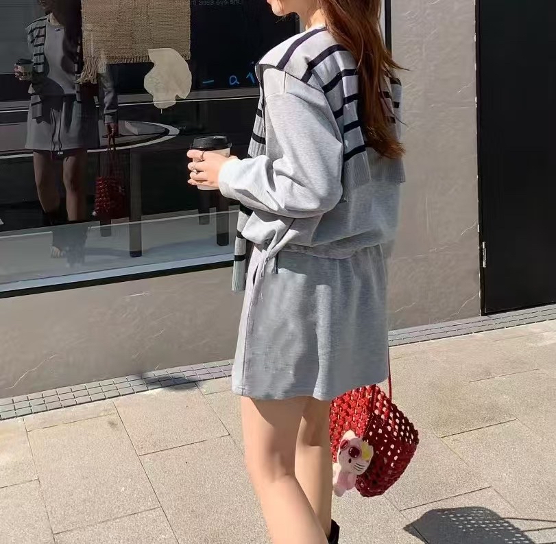 Top + sk + 披肩 Set