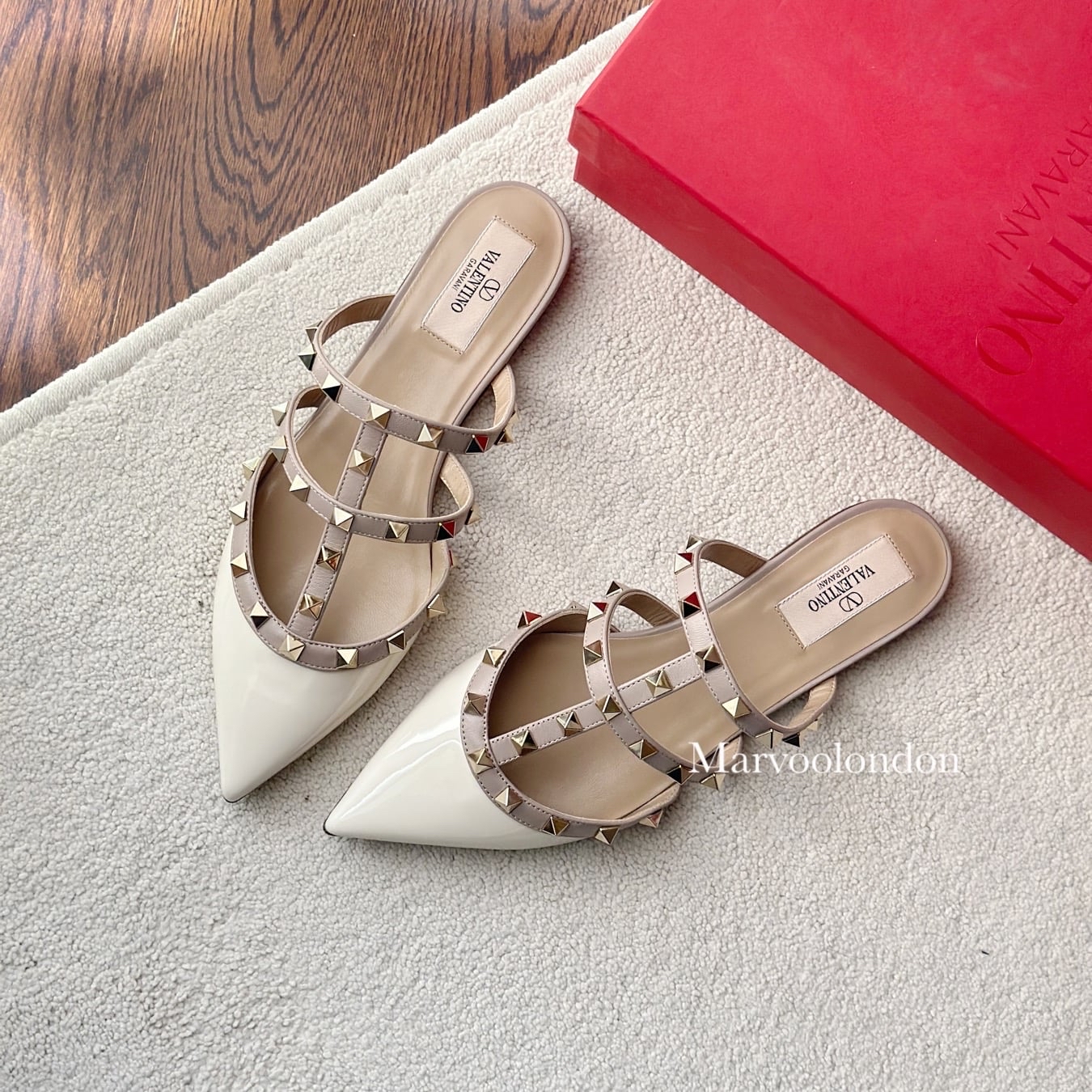 限時優惠✨訂貨🍒Valentino 經典款rockstud 平底拖鞋 Size 35.5/36/36.5/37/37.5/38.5