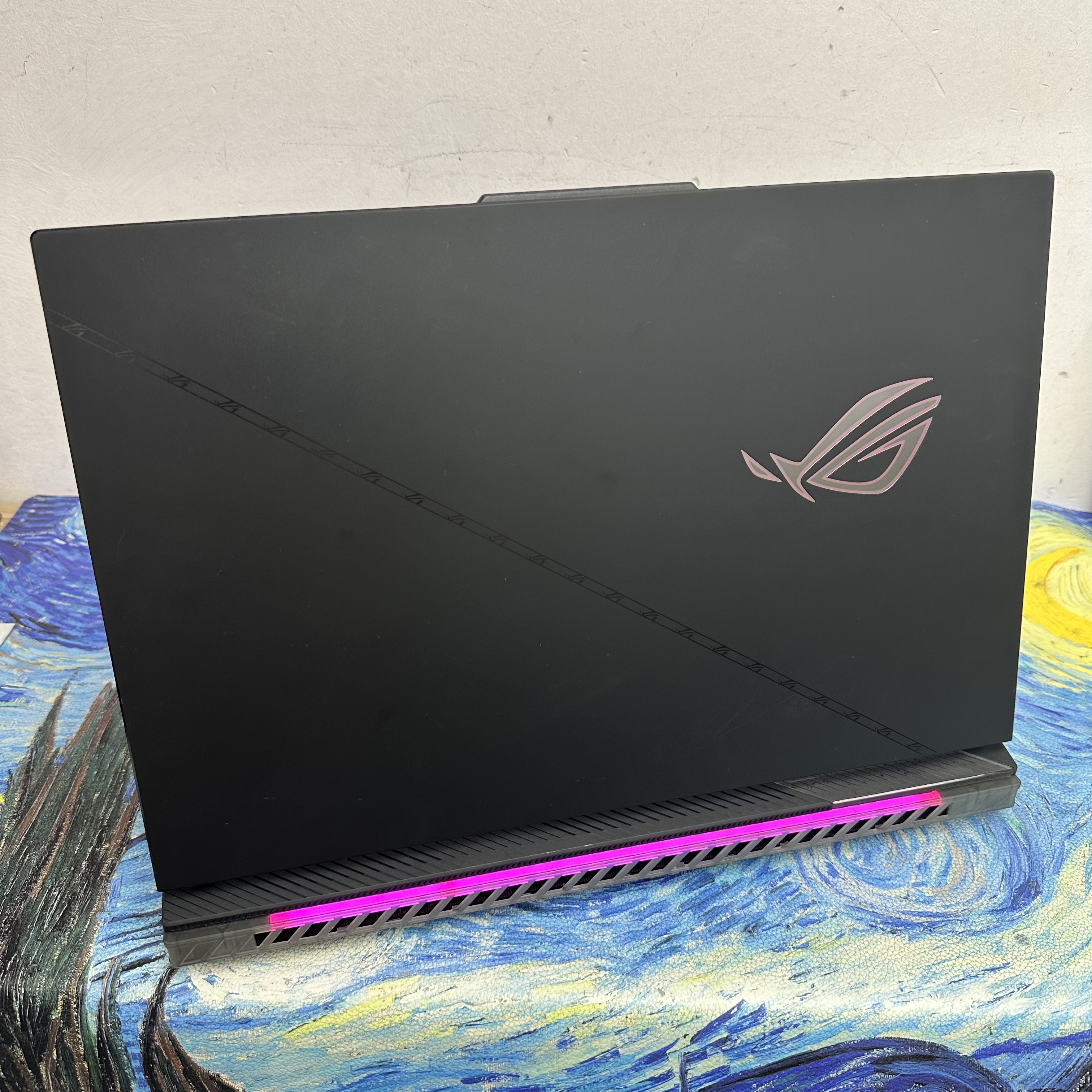 （頂級18寸 RTX4090華碩ROG Strix Scar🔥電競機)ASUS ROG i9-13980HX/64GB Ram/2TB SSD/RTX 4090 16GB獨立顯示卡/240Hz 2.5K Mon/18寸 Mon/ Gaming Laptop / Gaming Notebook / Movie / PC Gaming / GTA / 