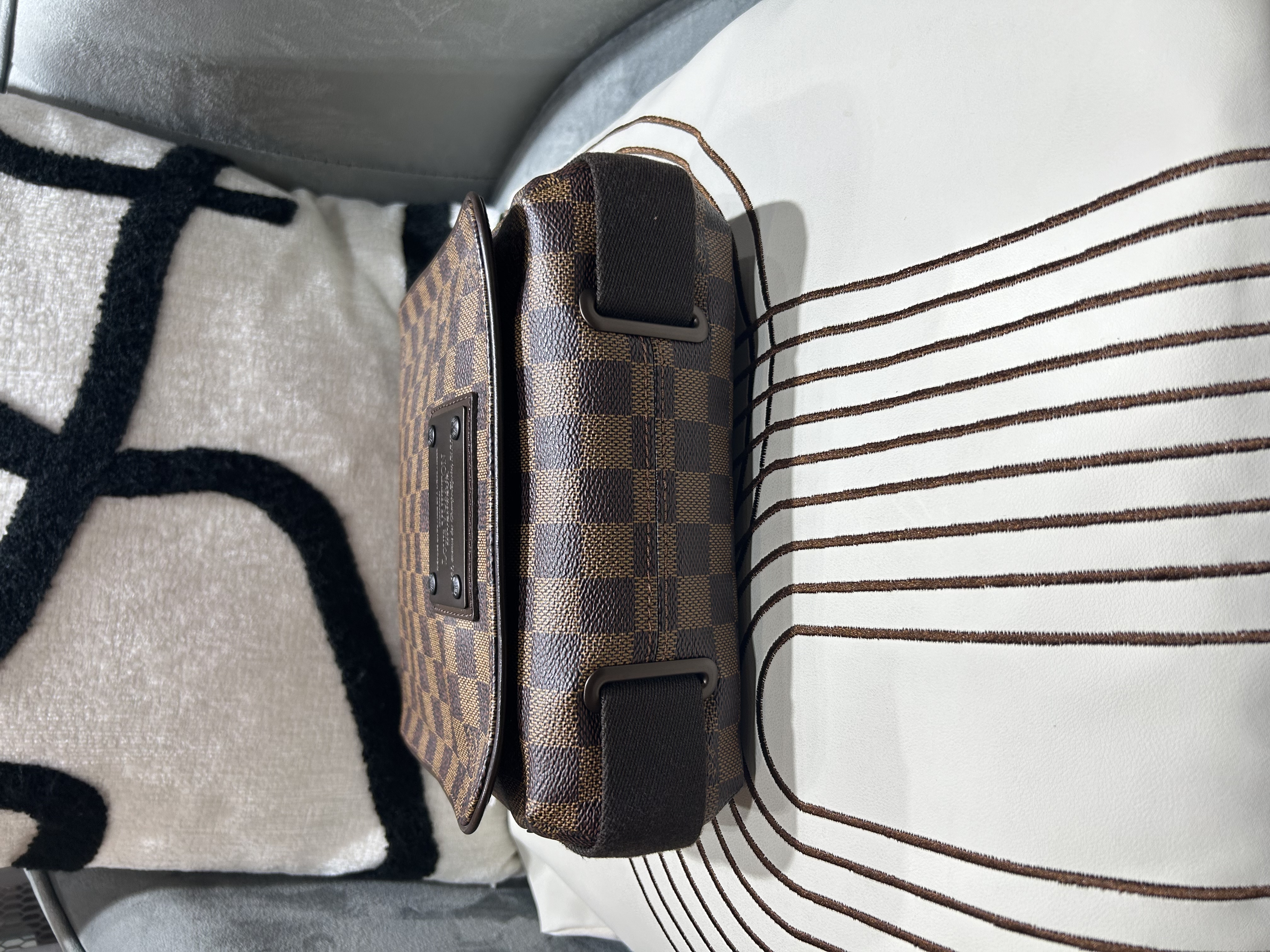 Lv DAMIER EBENE BROOKLYN PM, 100%Authentic ,98%new With dust bag 