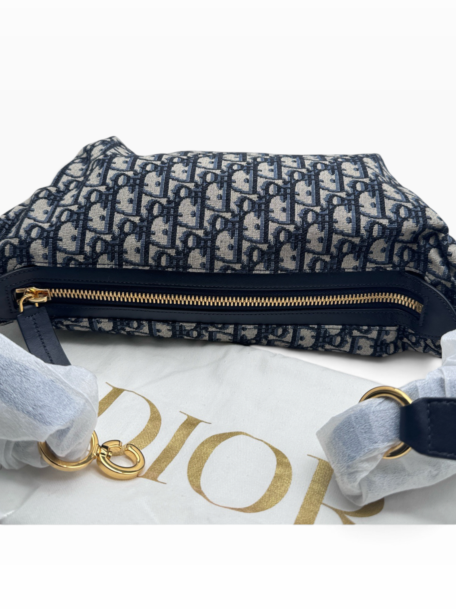 Unused Item Dior D-Journey / Product Code: Y08241