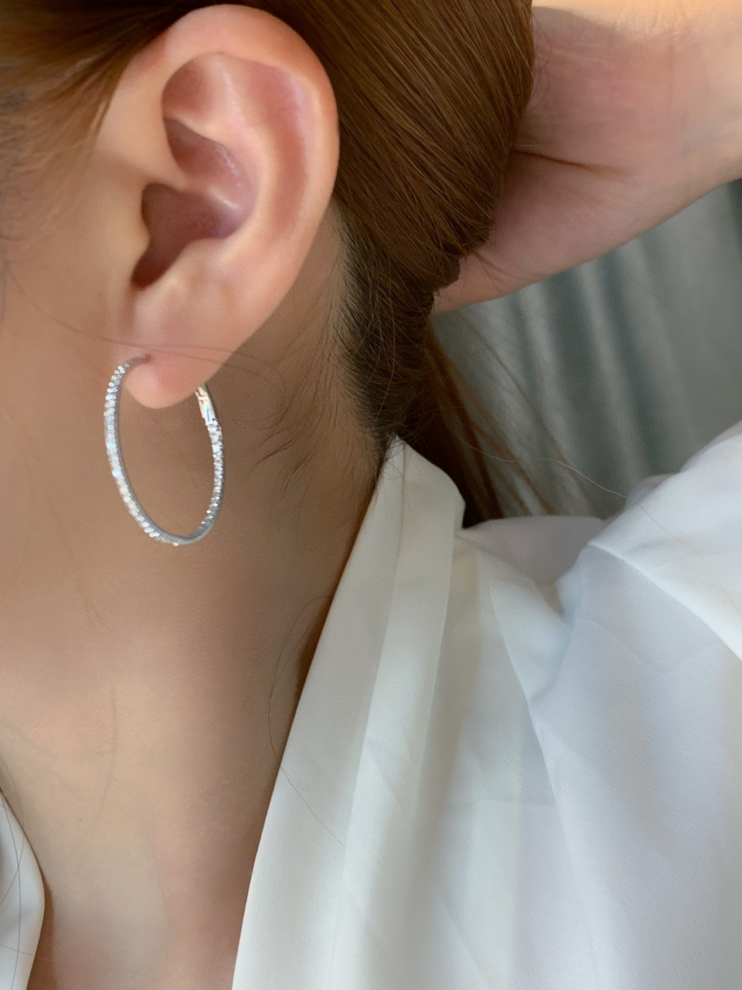 18K Diamond Hoop Earrings 