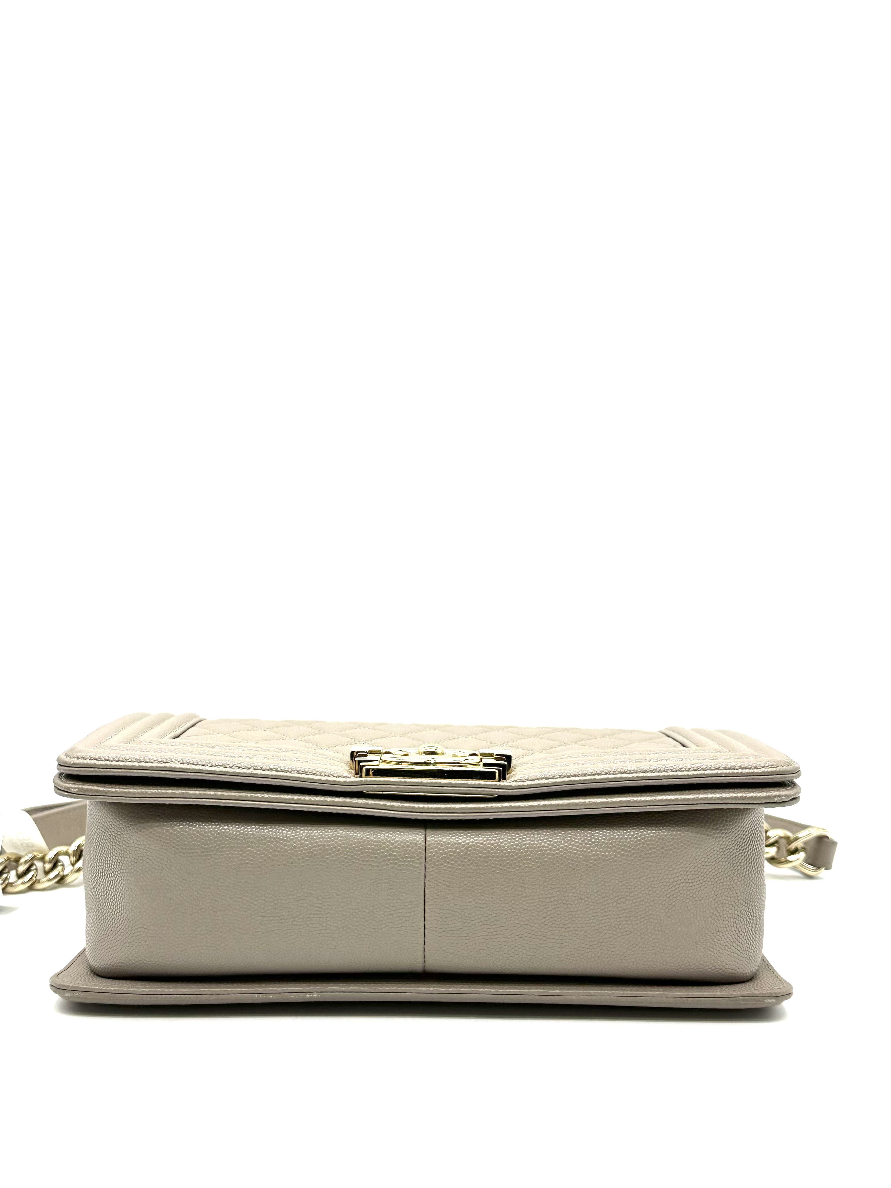 Pre-Owned CHANEL Boy Chanel Bag / Product Code: 26050605