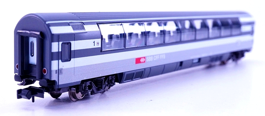 Minitrix SBB SRm EuroCity Panorama Car