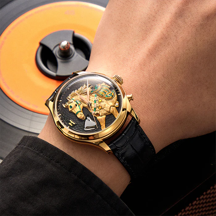 Lucky Harvey 馬年微雕琺瑯自鳴動偶錶 - ZLS502-2 GD