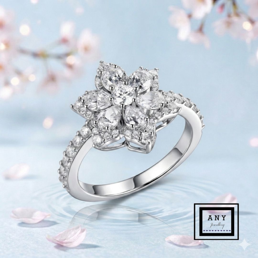 R7032 Star Bloom Ring-white