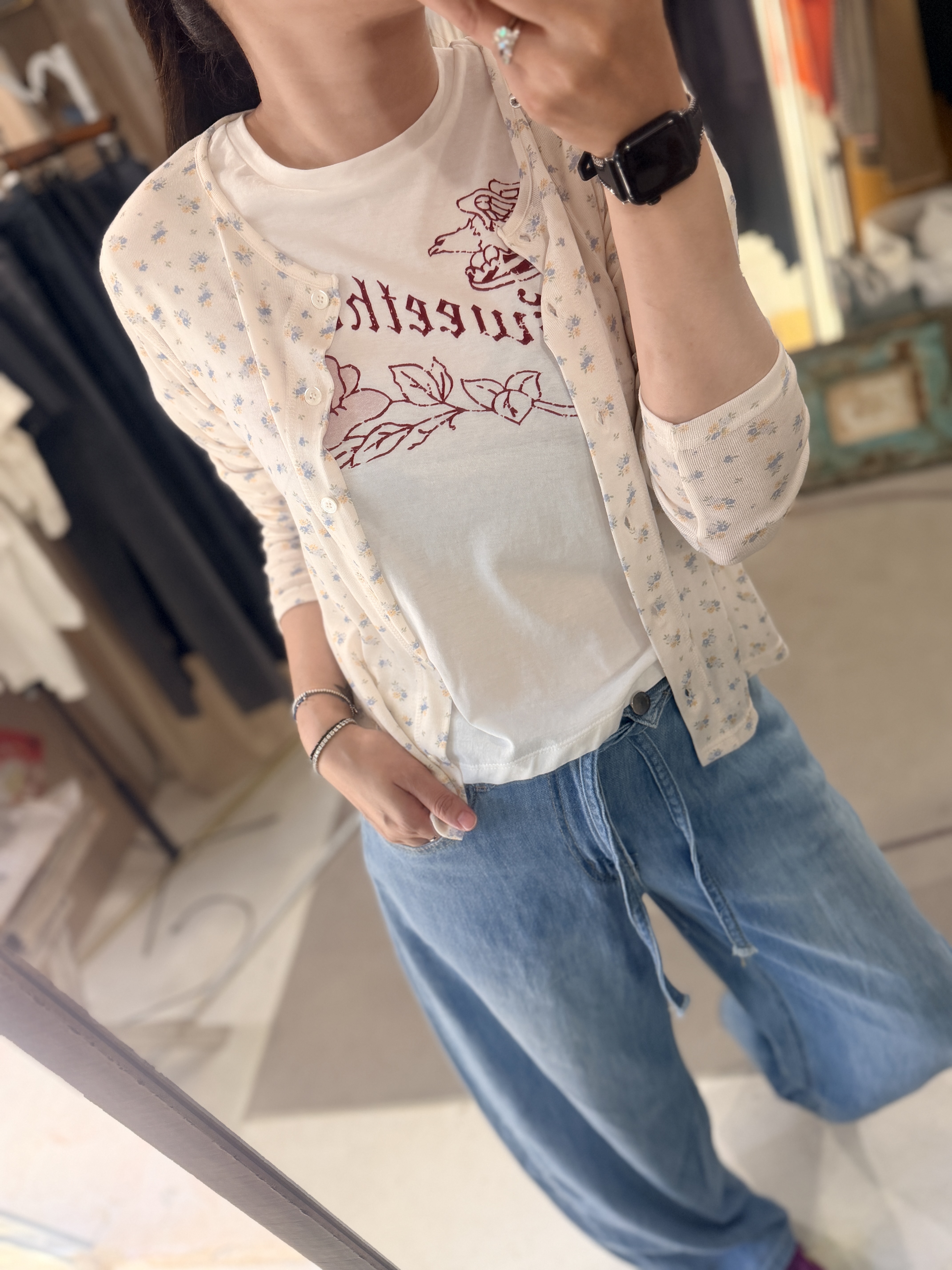 Daisy soft cardigan 