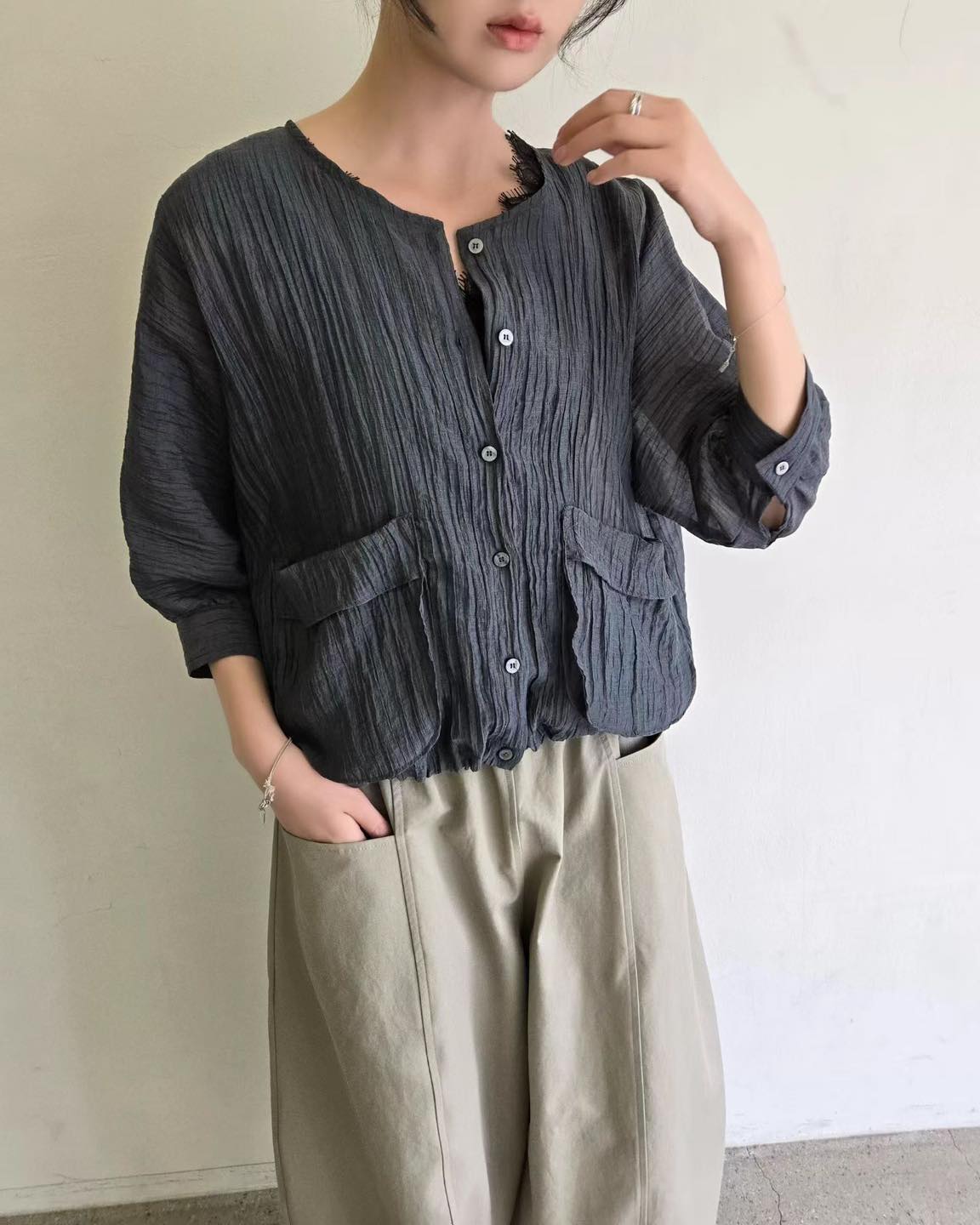 可束腳中袖皺皺恤衫外套