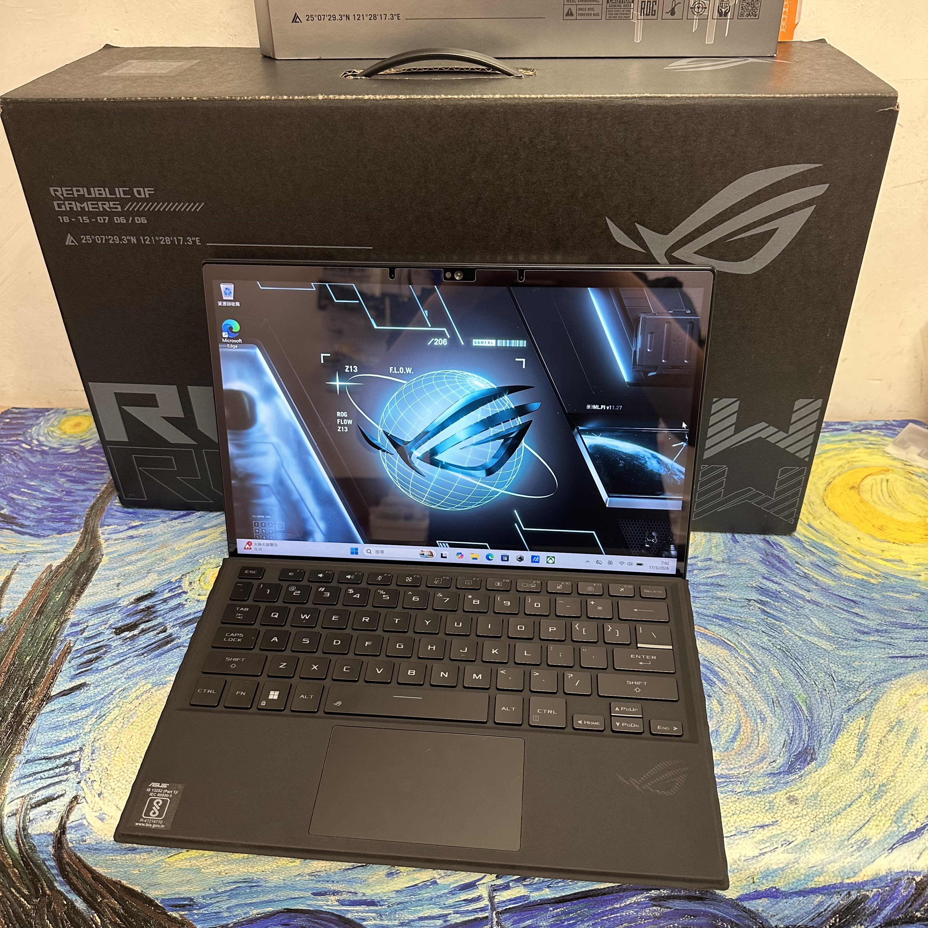 (華碩RTX4060 獨立顯示卡電競平板電腦✨)ASUS ROG Flow 13 GZ301VV /i9-13900H/16GB Ram/1TB SSD/ RTX 4060 獨立顯示卡/方便攜帶外出/Type C充電/ Notebook / Gaming Laptop / Gaming Tablet / 電競平板電腦 / Netflix / Movie /13.4 inches  2.5K Mon / 165Hz / 原廠保養 / 豐澤收據
