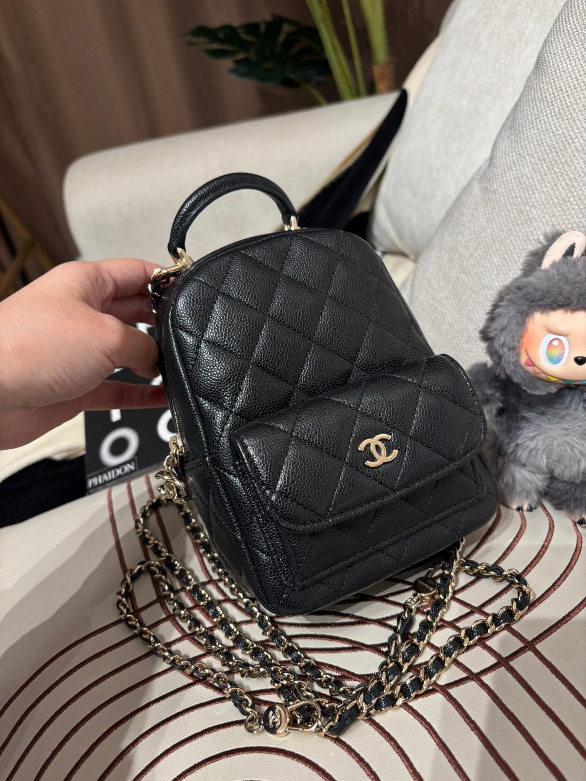 Chanel mini backpack 黑色荔枝牛皮淡金扣迷你背囊24C,100%Authentic,98%new ✅晶片✅dust bag✅box