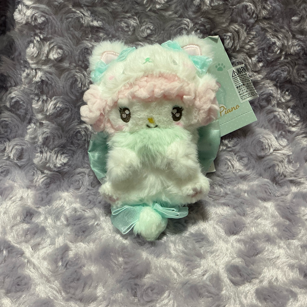 「現貨」Sanrio 優雅白貓公仔匙扣