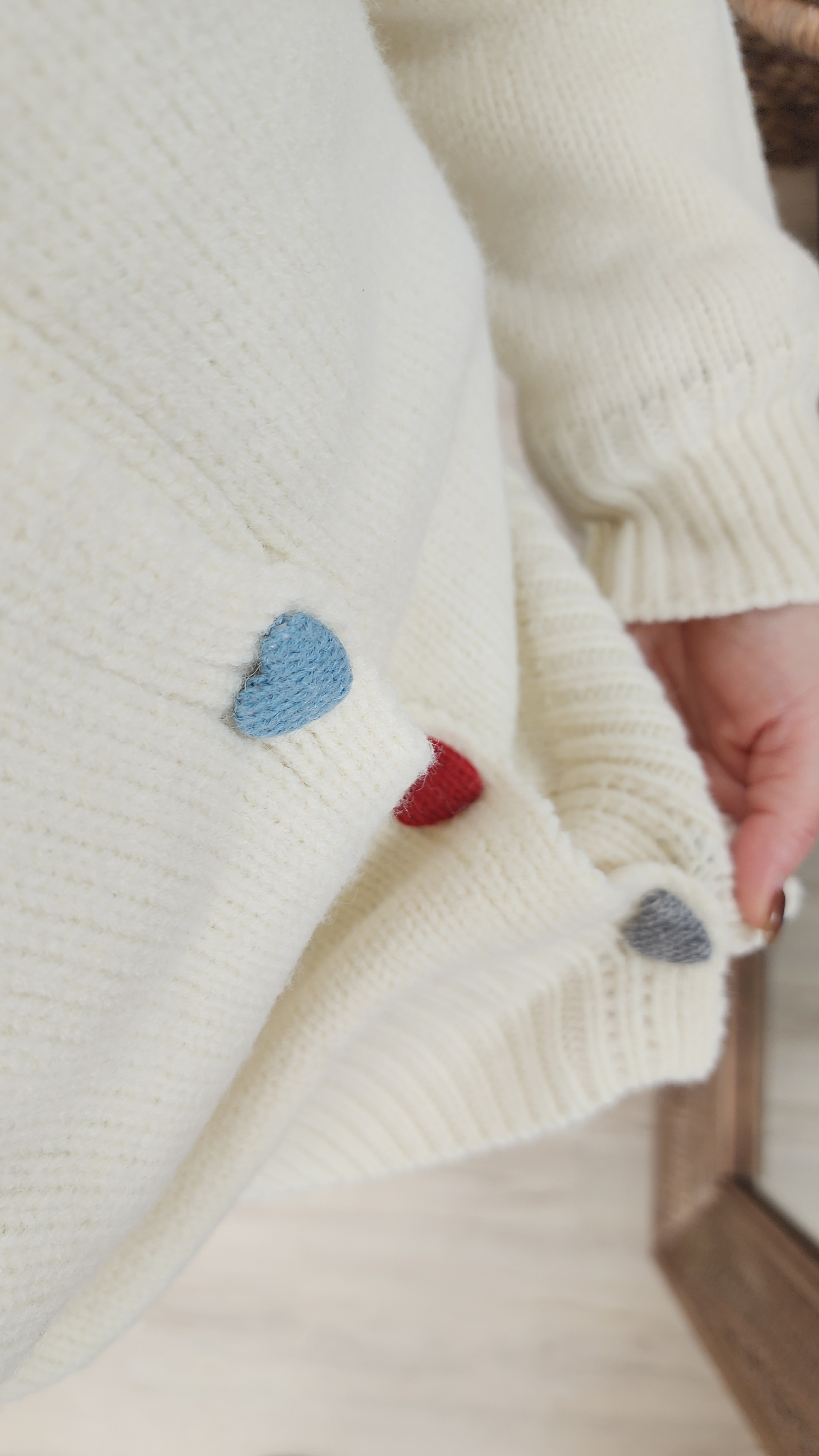 韓國米白拼彩心心紐針織開胸外套