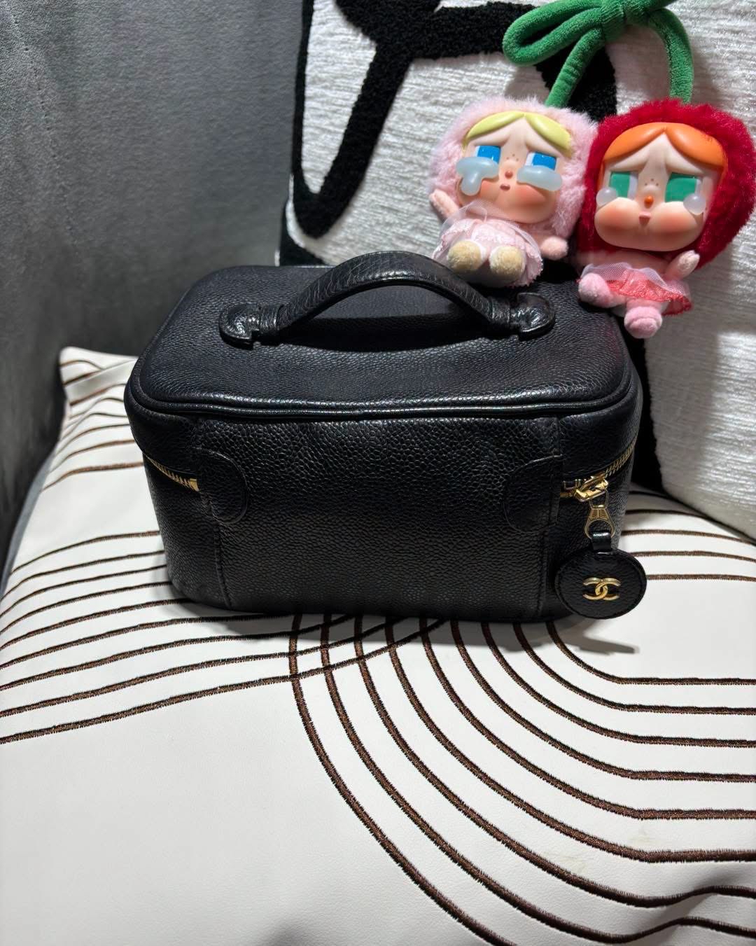 Chanel vanity Vintage 魚子醬牛皮金鏈中古化妝箱 100%Authentic ,90%new ✅貼