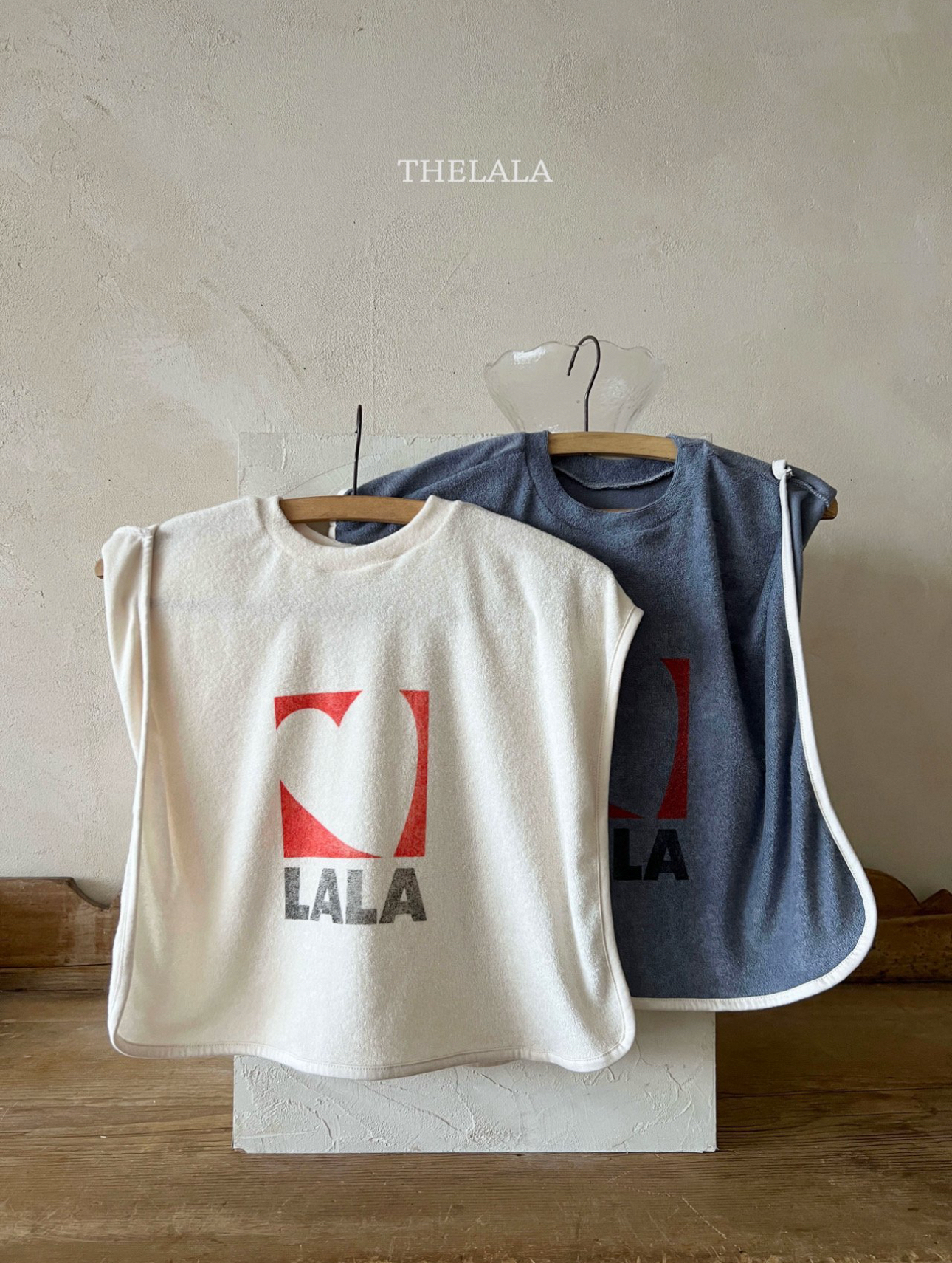 🌸預訂 韓國直送🌸🇰🇷THELALA兩色愛心標誌印花寬鬆背心