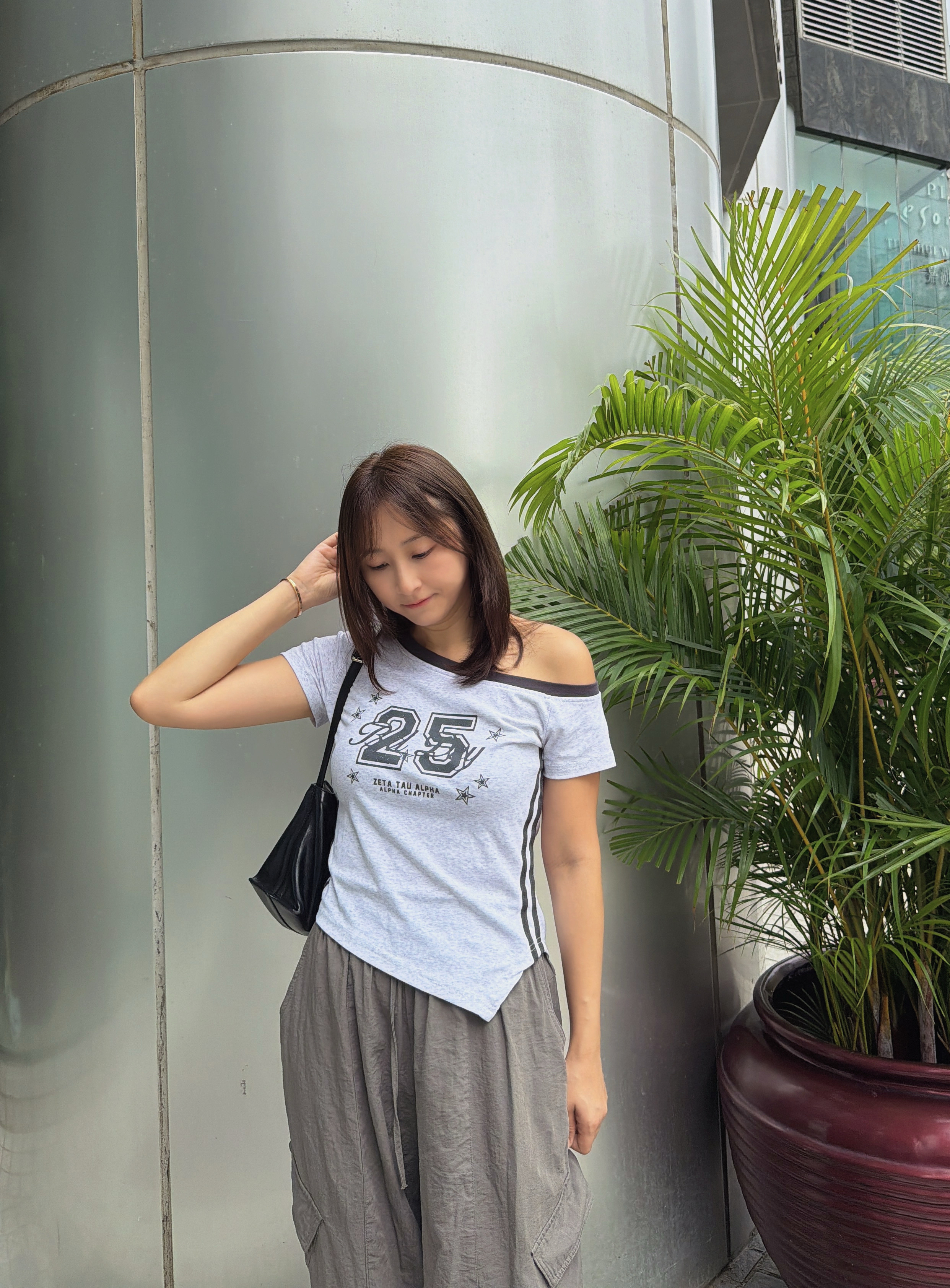 斜肩25 Tee（兩色）
