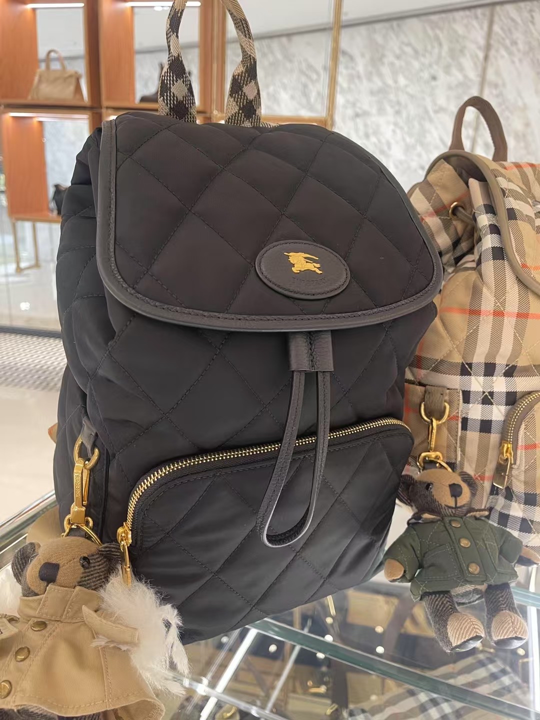 Outlet 預訂 Burberry 經典格紋布背包