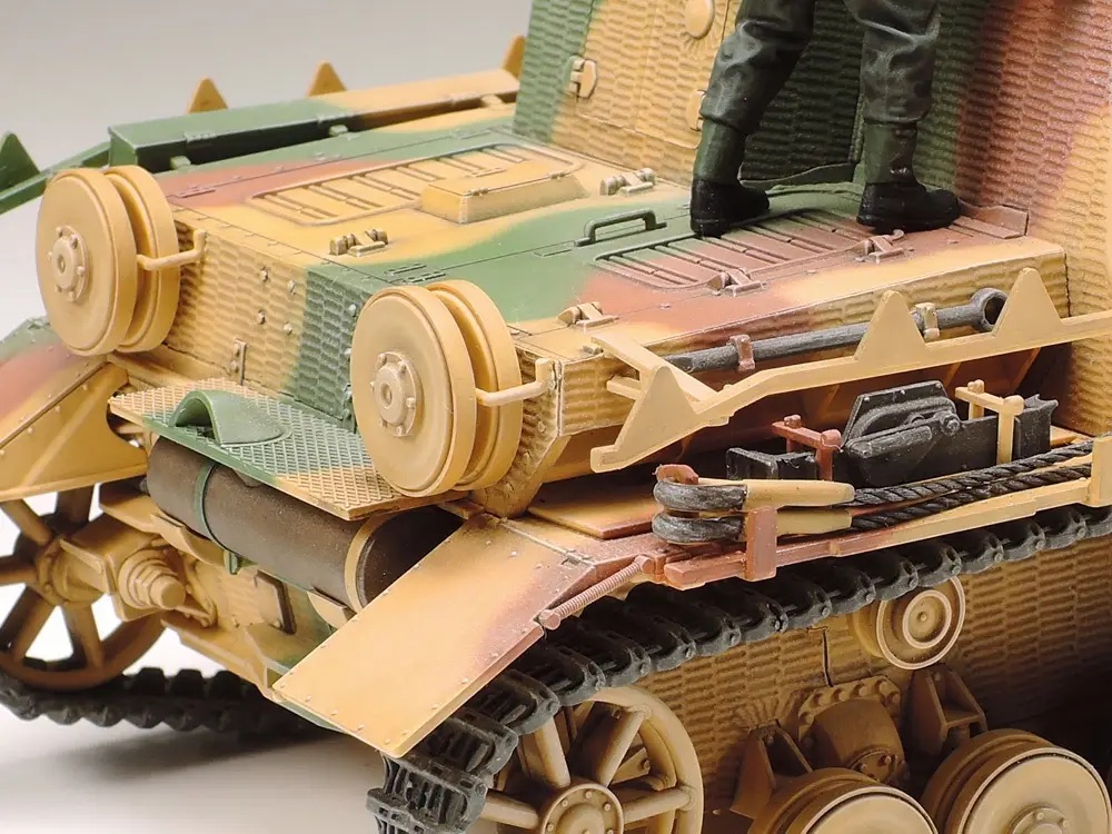 1/35 German Assault Tank sd.kfz.166 Sturmpanzer IV Brummbar Late Production