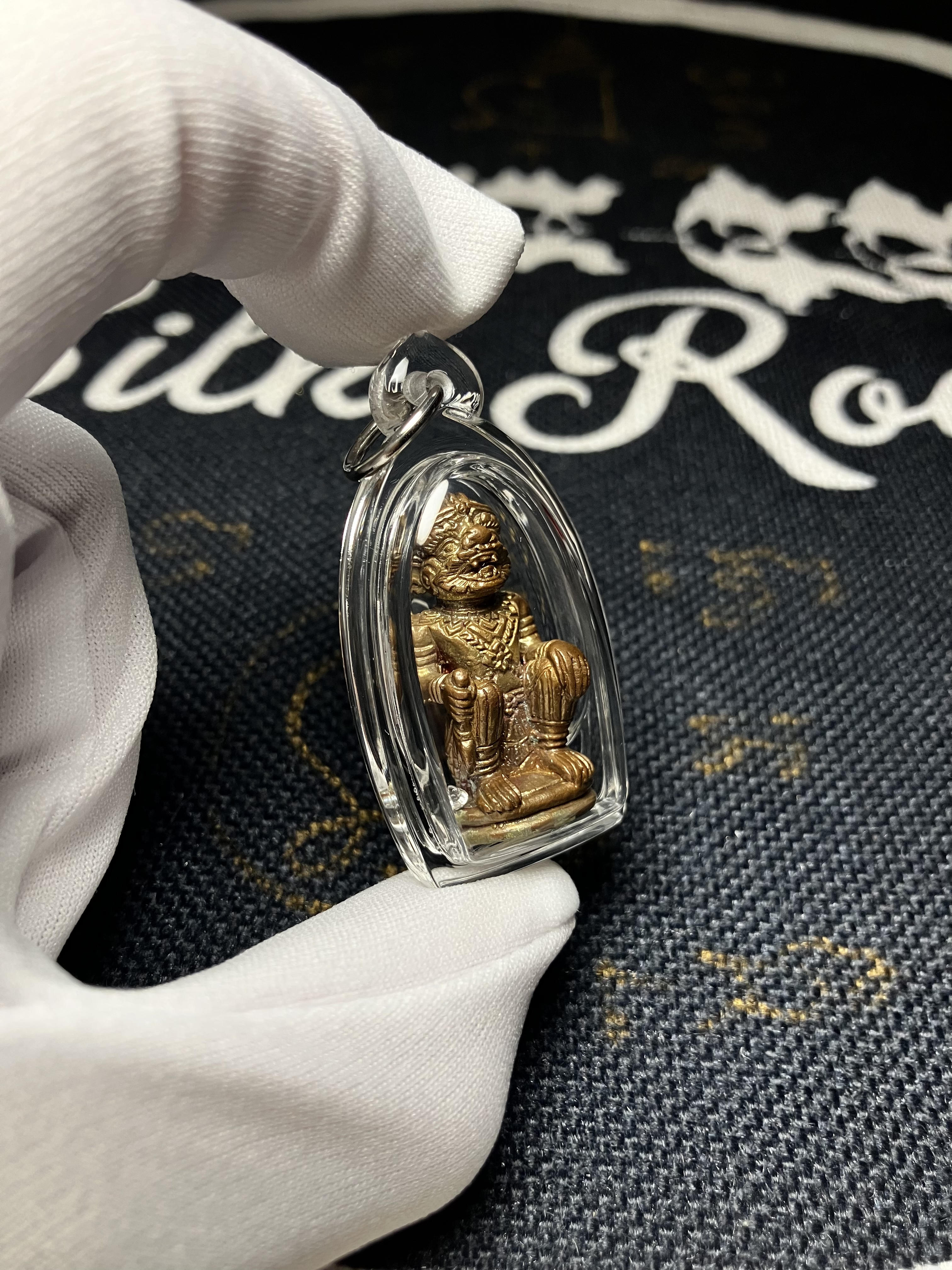龍婆披贊  佛曆2565  太陽神力泥  猴神  夏努曼｜附光學級高透防水殼