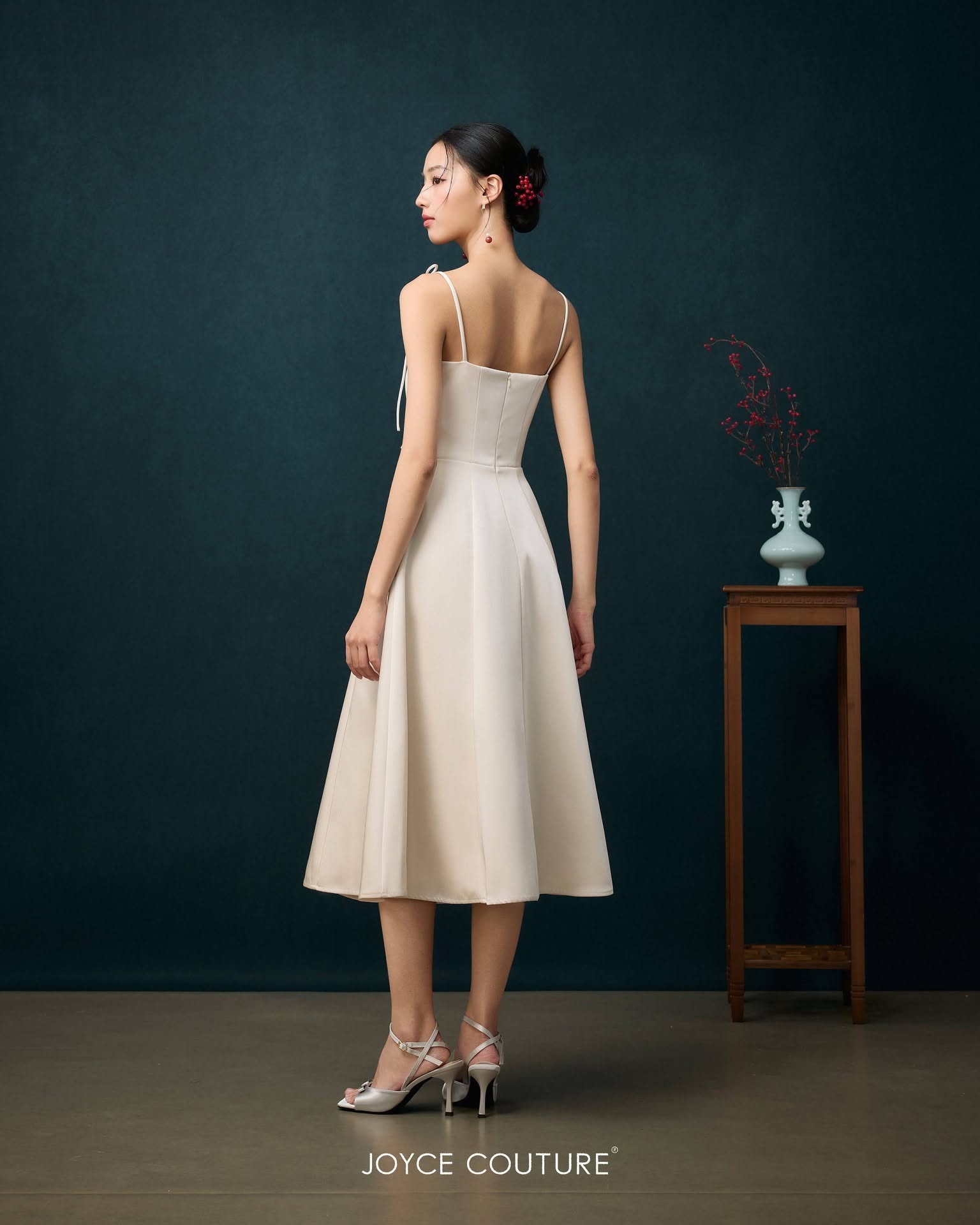 精致中国结吊带连身裙 D0100