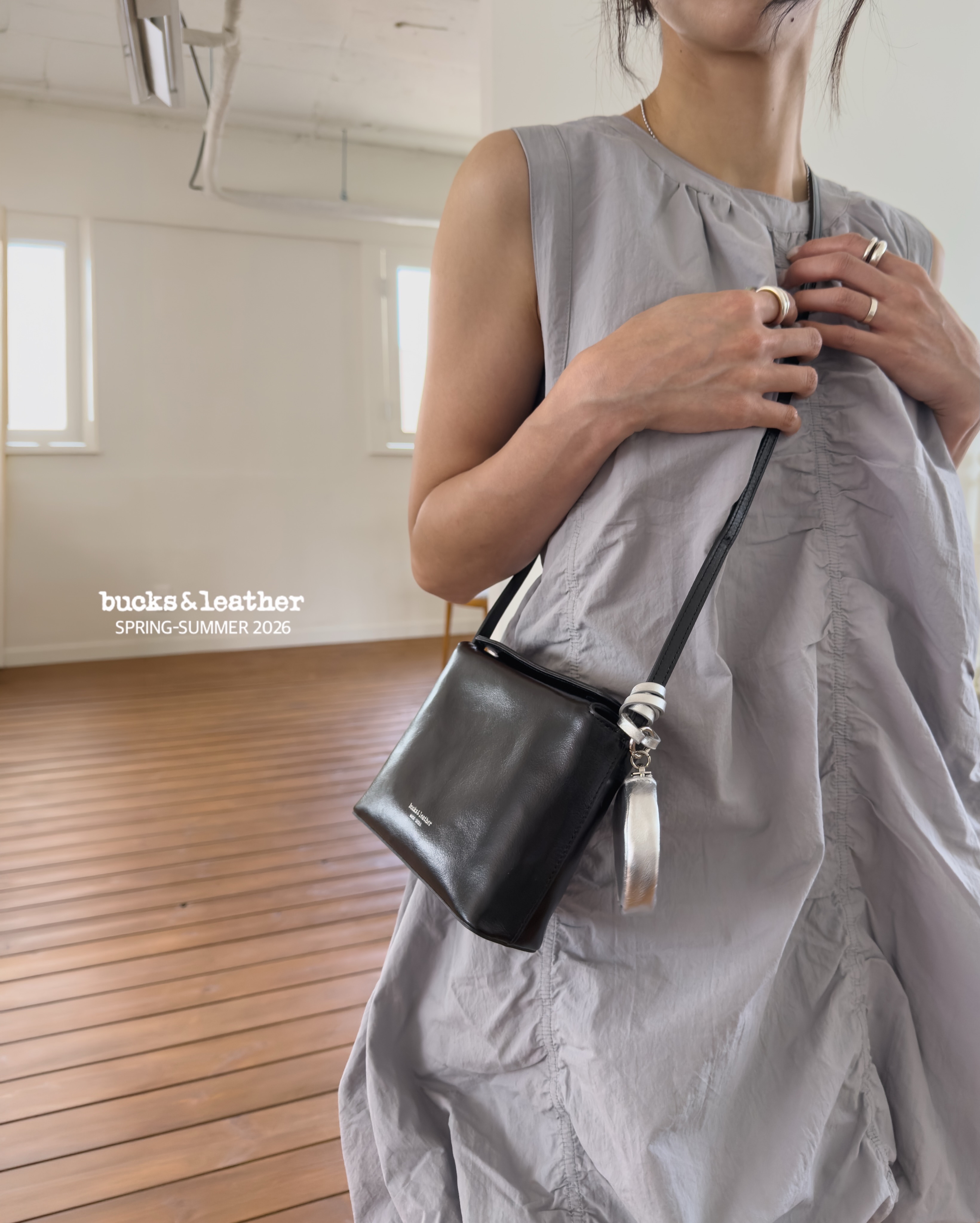 【26SS】預訂_TV Bag By Bucks & leather