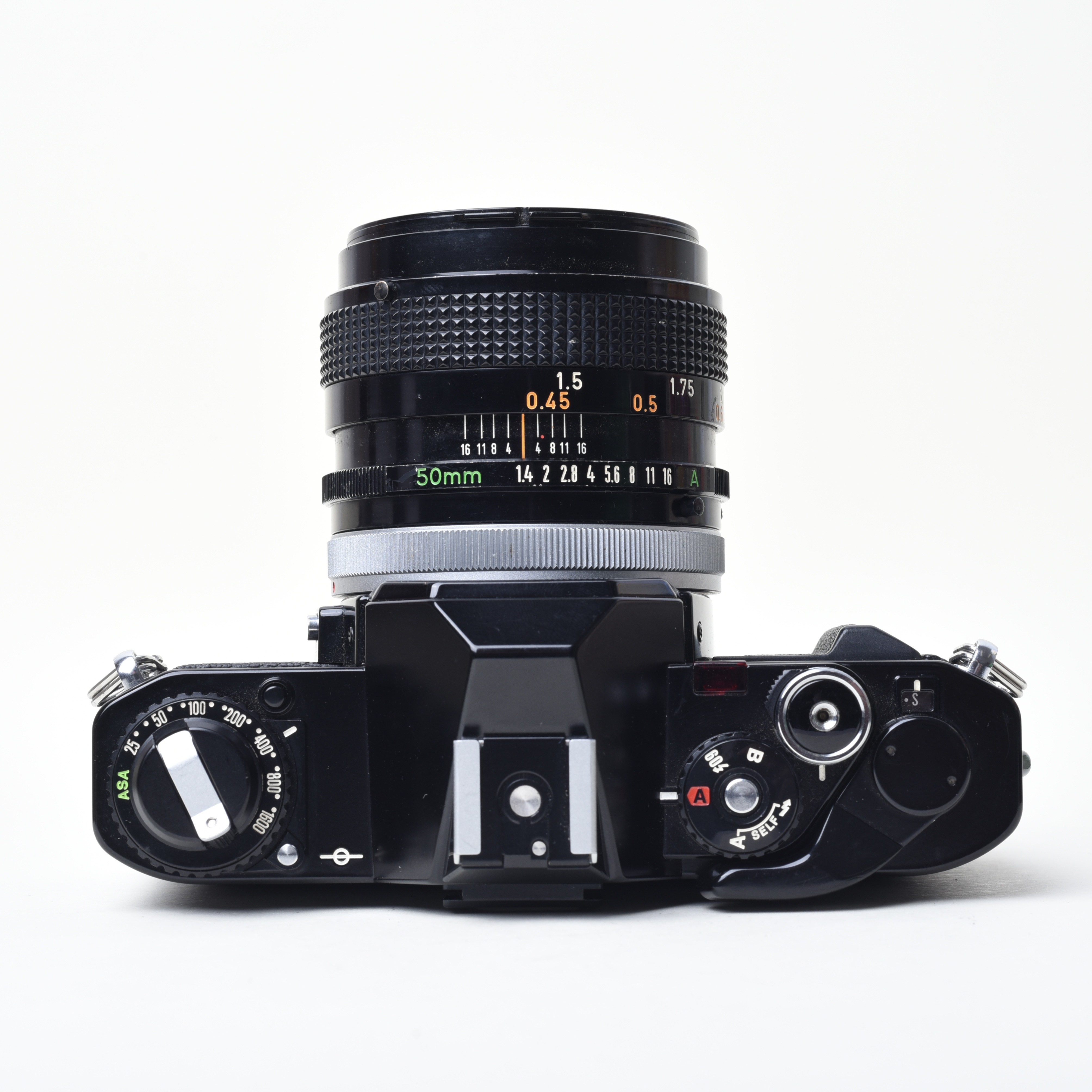 Canon AV-1配置Canon FD 50mm f1.4菲林相機