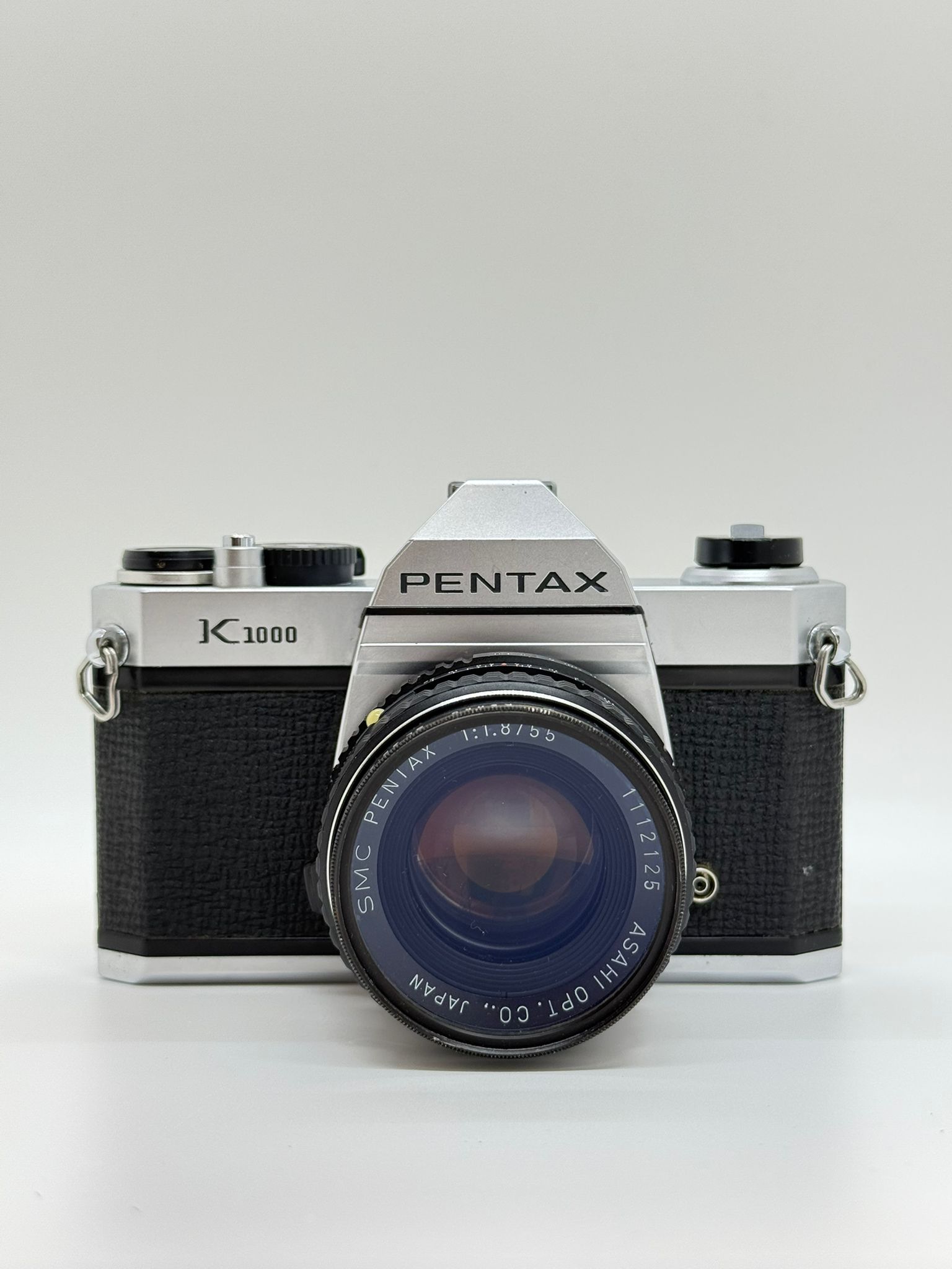 Pentax K1000 + SMC Pentax 55mm f/1.8 機身連鏡頭