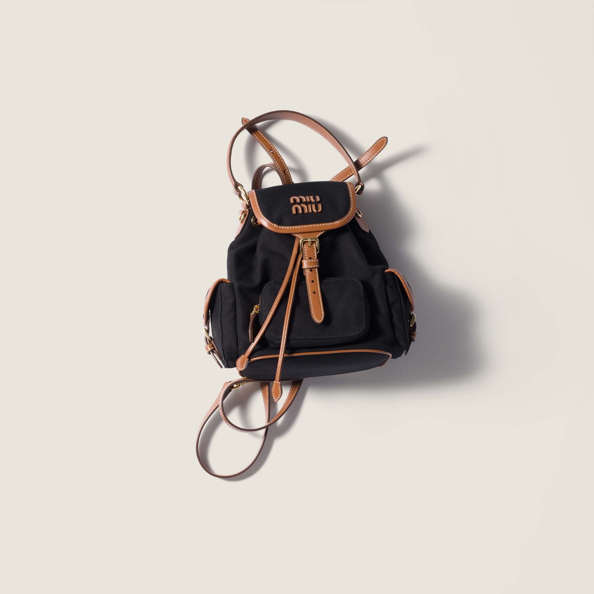 指定款式優惠✨訂貨🍒MIUMIU backpack  Size 22x18x11.5cm