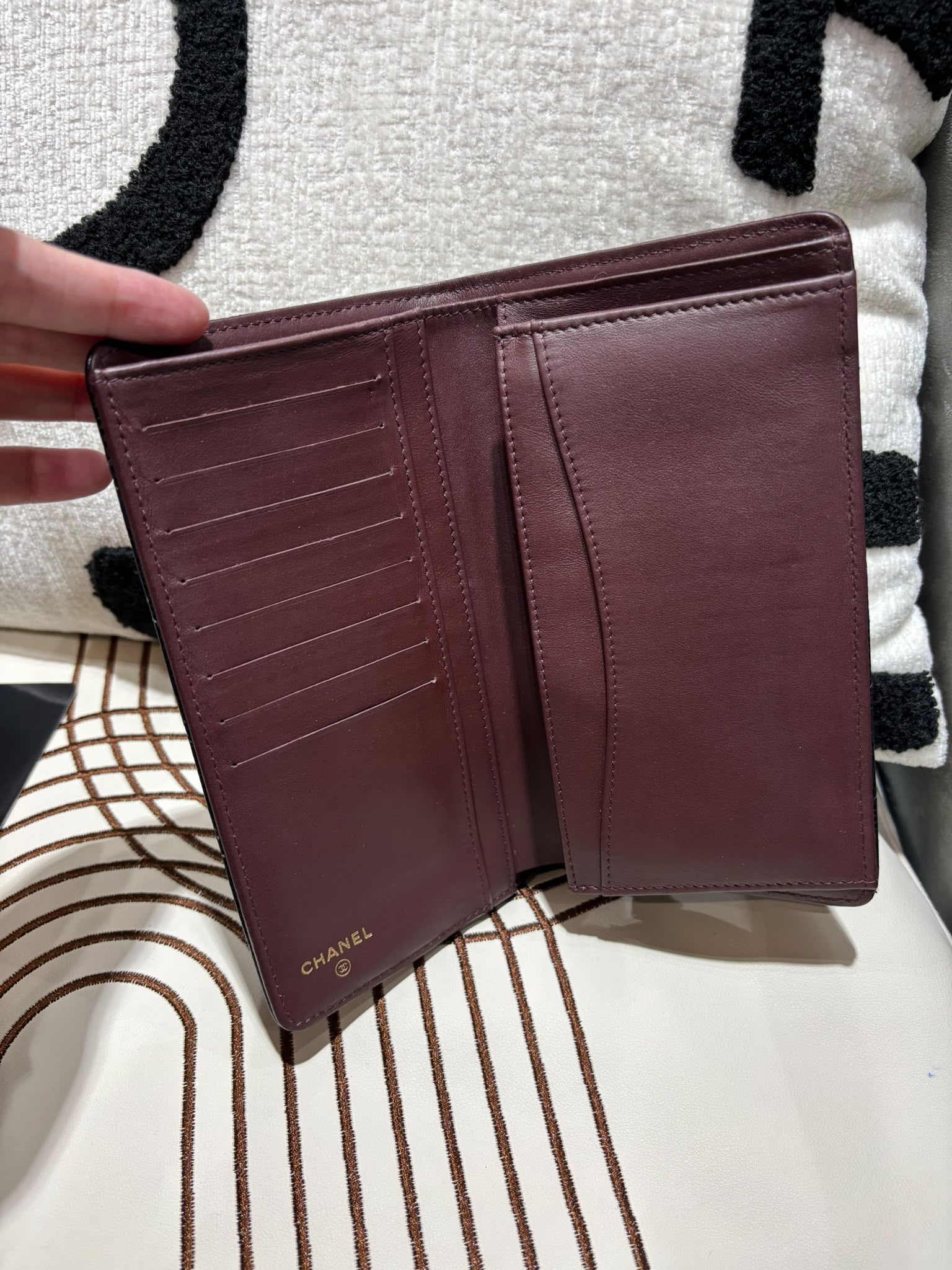 Chanel Wallet 黑色荔枝牛皮 100%Authentic, 95%New ✅25貼✅box