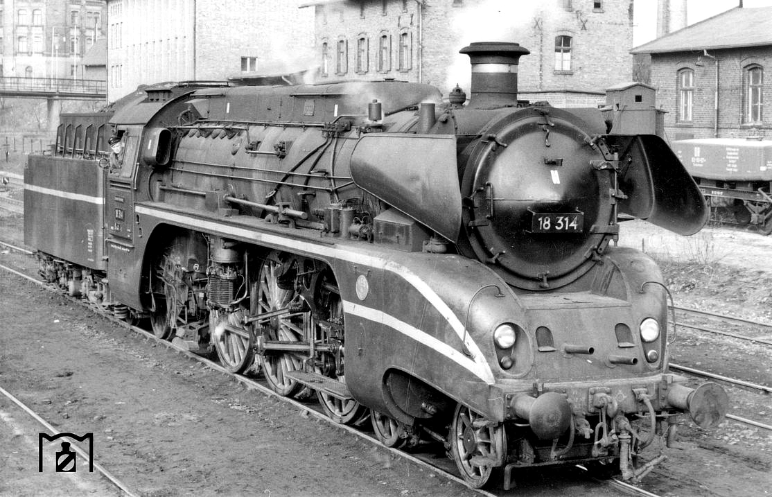 Spur-1 BR 18 314 Dampflok Museum w/oil firing tender DCC Sound & Smoke 
