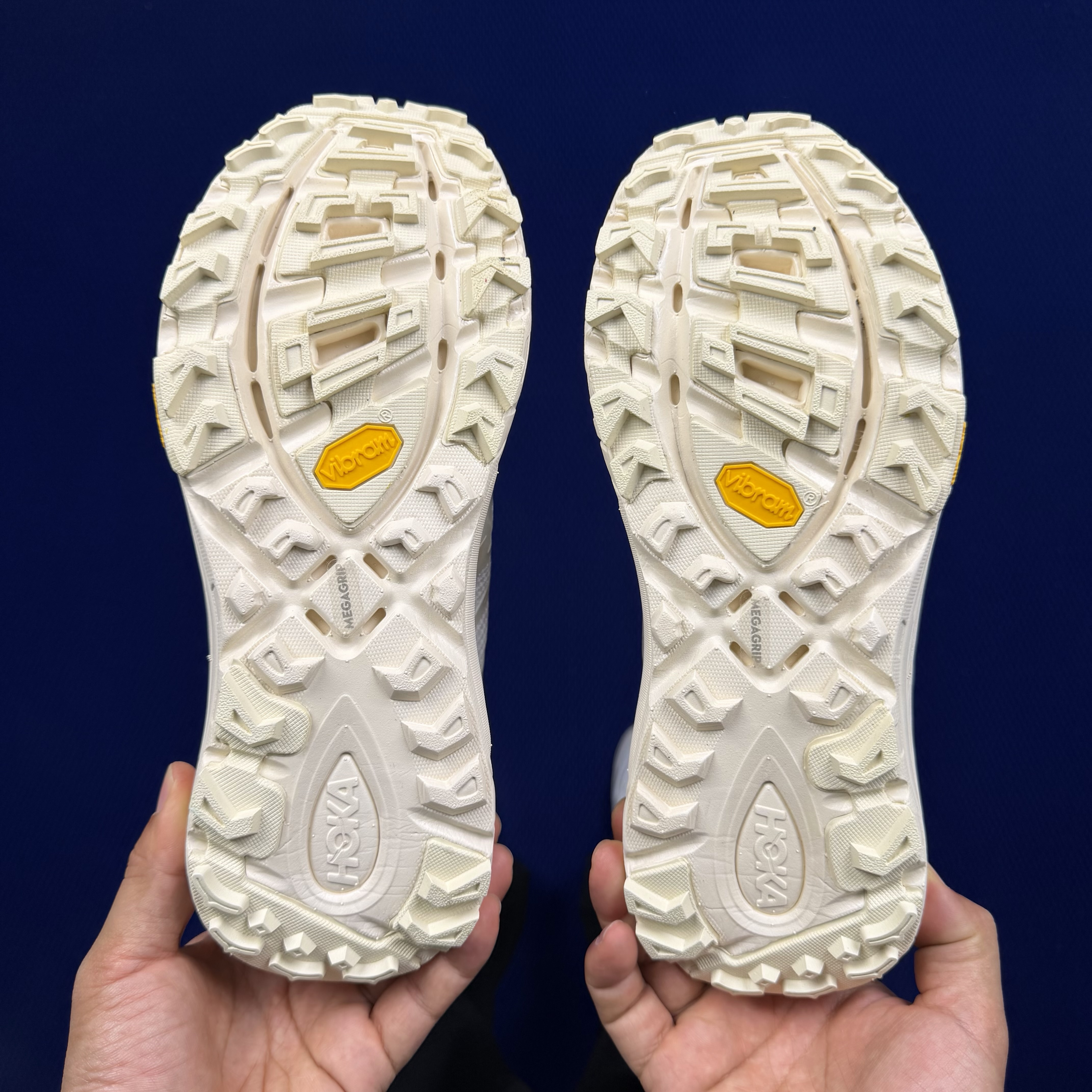 Hoka One One Mafate Three 2 