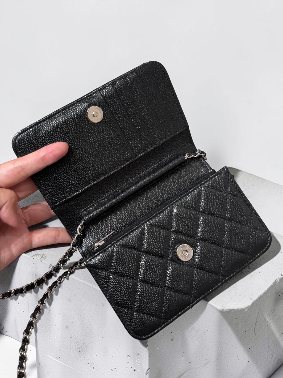 Chanel wallet on chain mini woc 黑色荔枝牛皮 100%Authentic ,95%new ✅card ✅Box