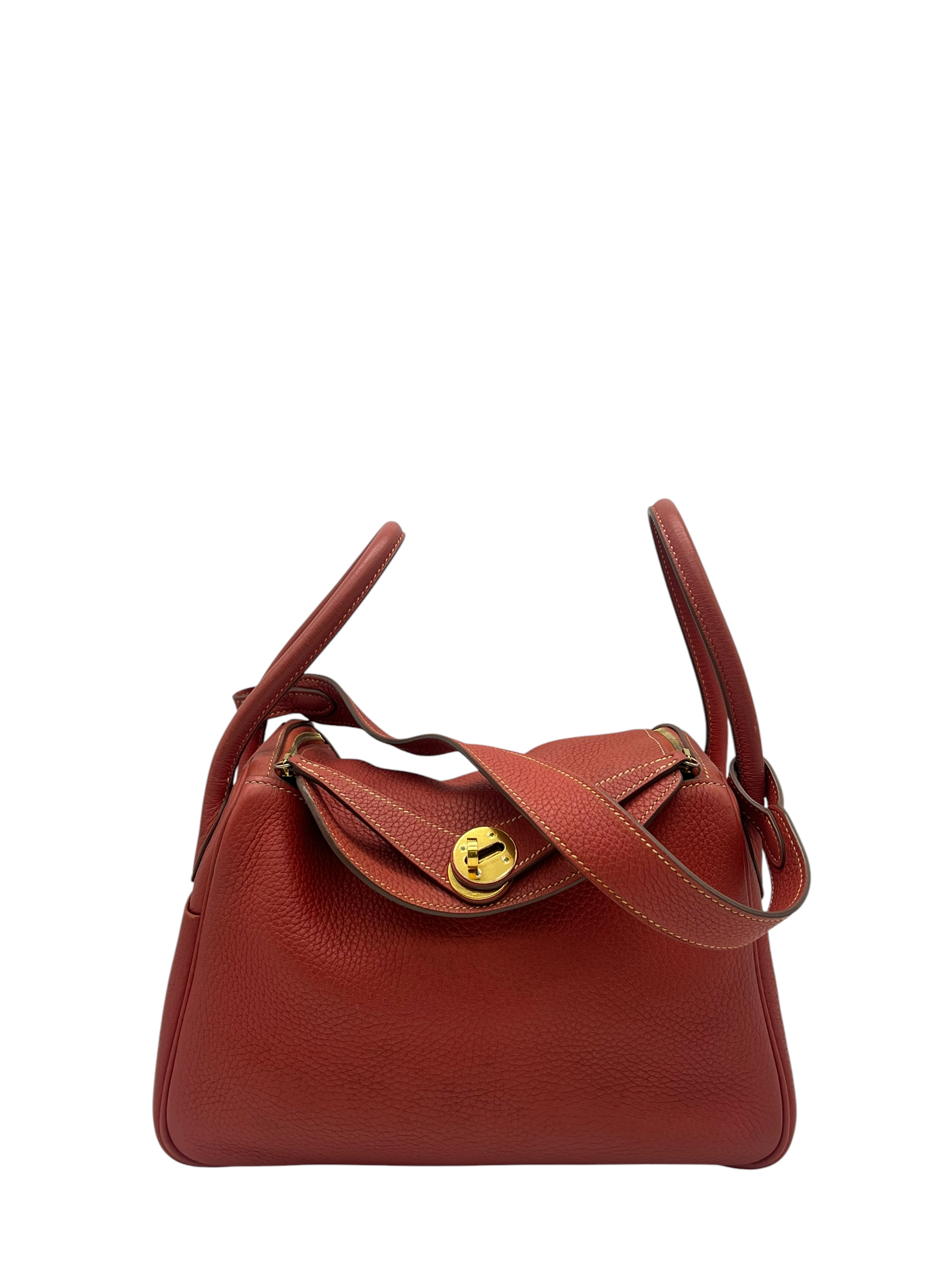 Pre-Owned HERMÉS Lindy 26 Stamp Square Q / Product Code: 26052501