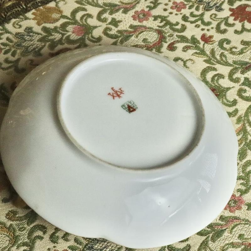 Vintage Mid-century French Limoges Artist Signed Handpaint Anemone/Poppy Red Flower Bowl Dish with Golden Handle (MT1649)