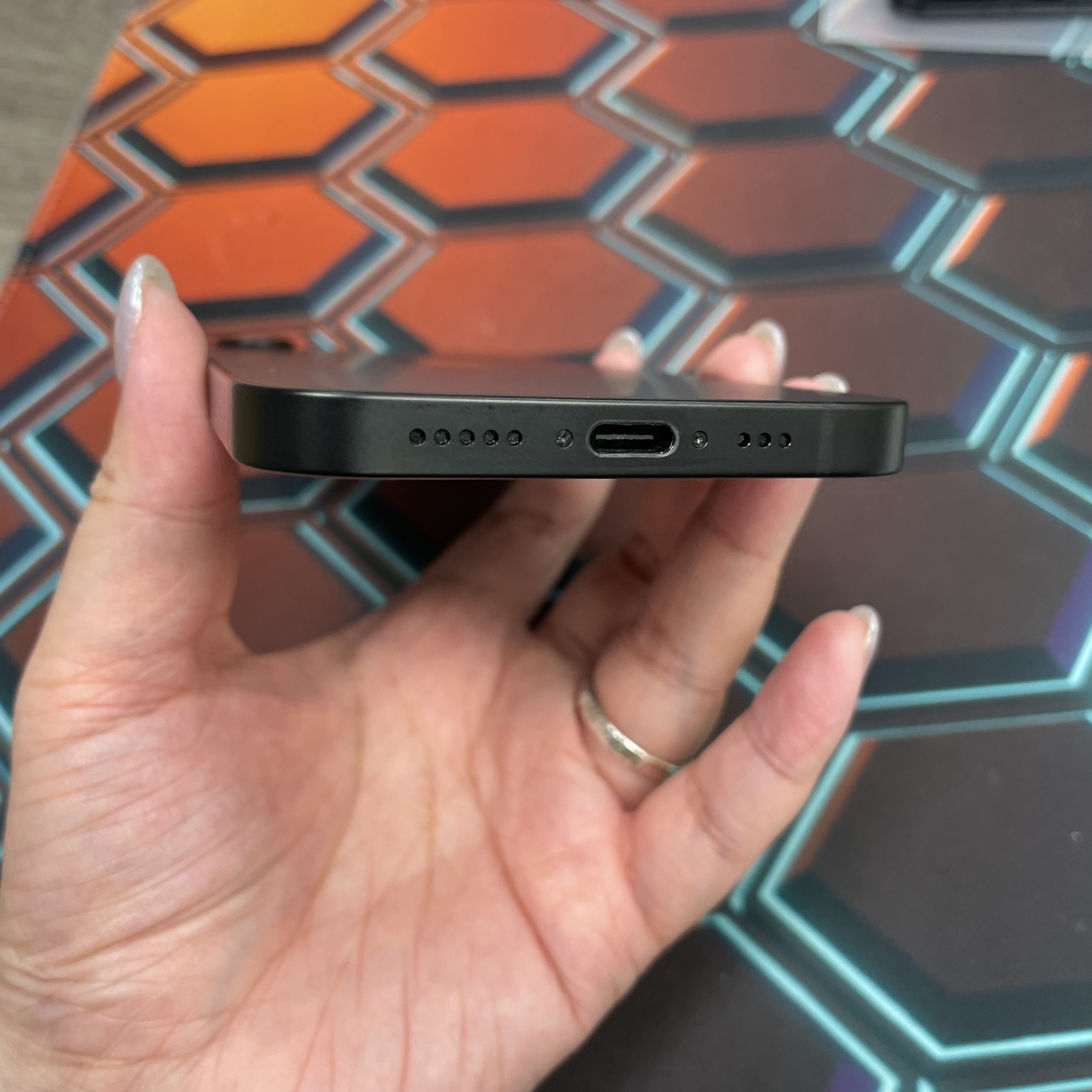 *6890 16e 完美機 256GB 電95 黑色 black