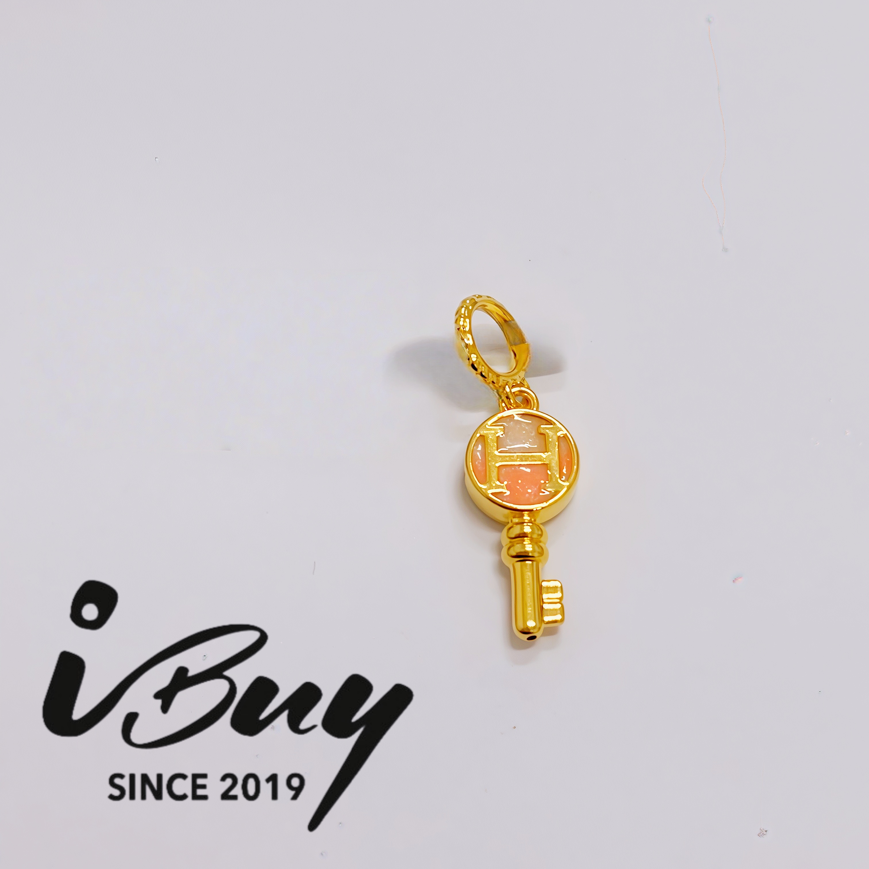 916 HARD GOLD ENAMEL LETTER-H KEY CHARM 916 硬金 珐琅字母H钥匙串咀
