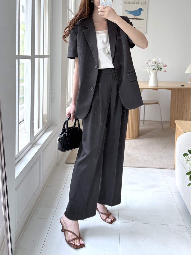 Aveline Relaxed Fit Blazer (Charcoal)