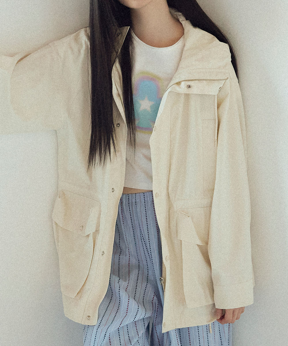 Rockfish Weatherwear × ILLIT｜Clover Slim Fit Sleeve T-Shirt