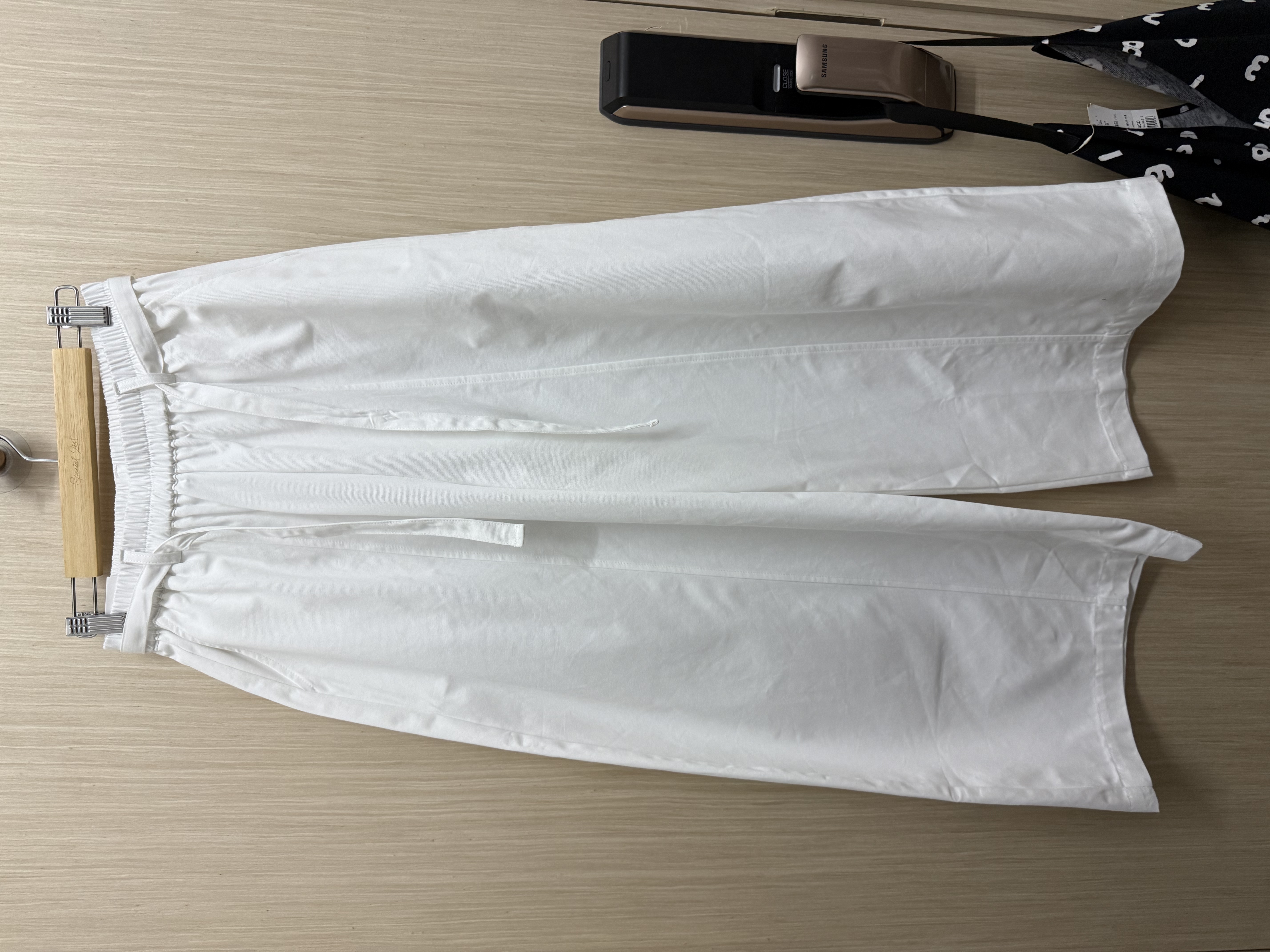 繭型闊腳褲(連𝐛𝐞𝐥𝐭)