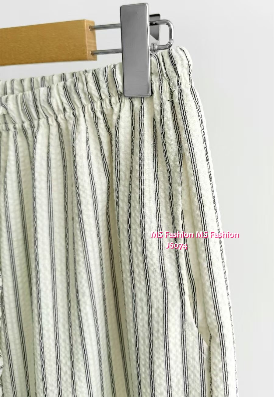 J6074 韓國🇰🇷直條紋闊筒褲