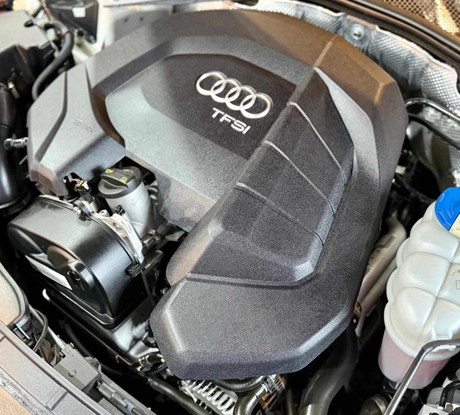 Audi A4 Sedan 30TFSI S-Line 2016