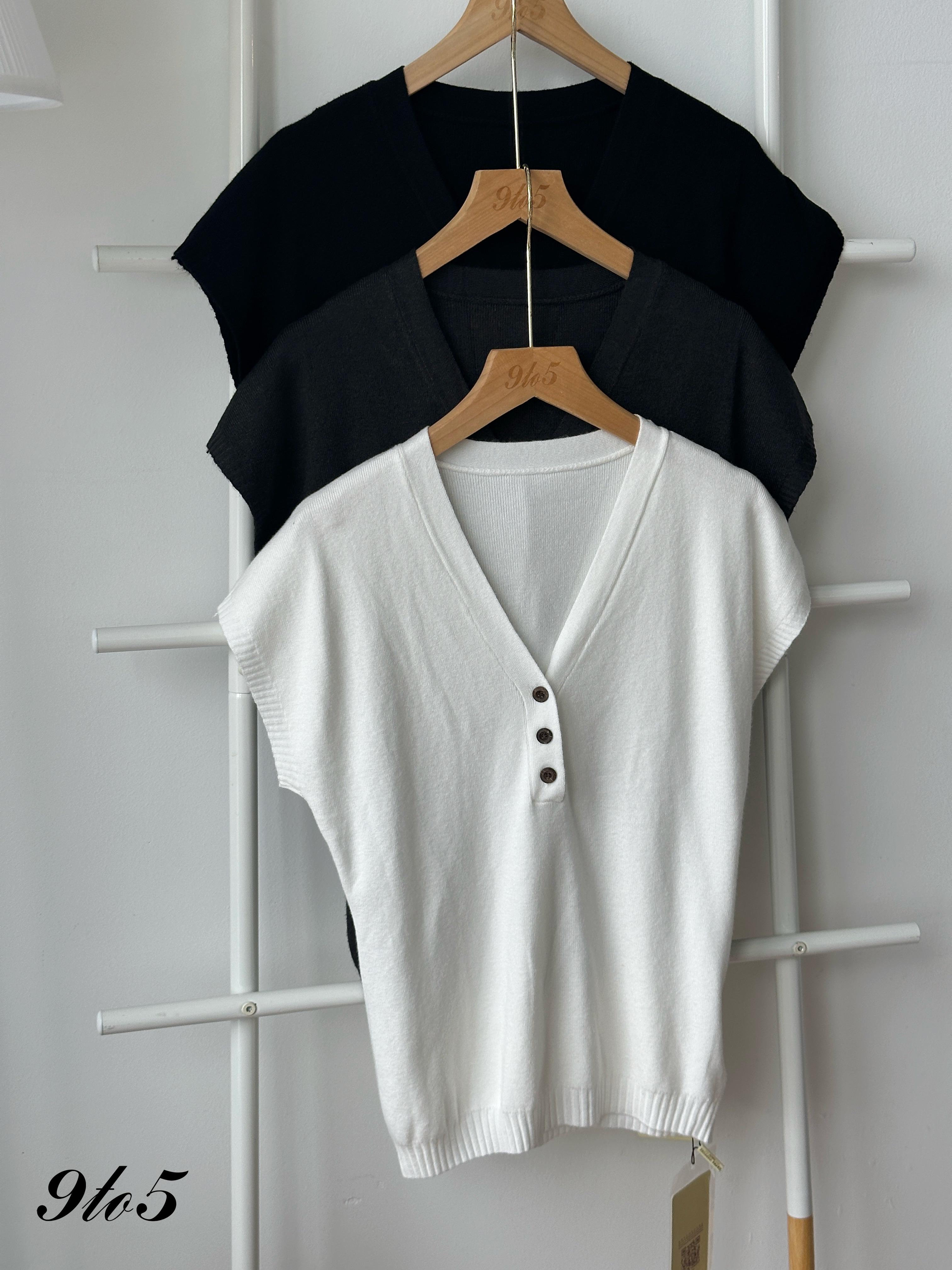 T4334 V Neck Knit Top - 3 Colors 