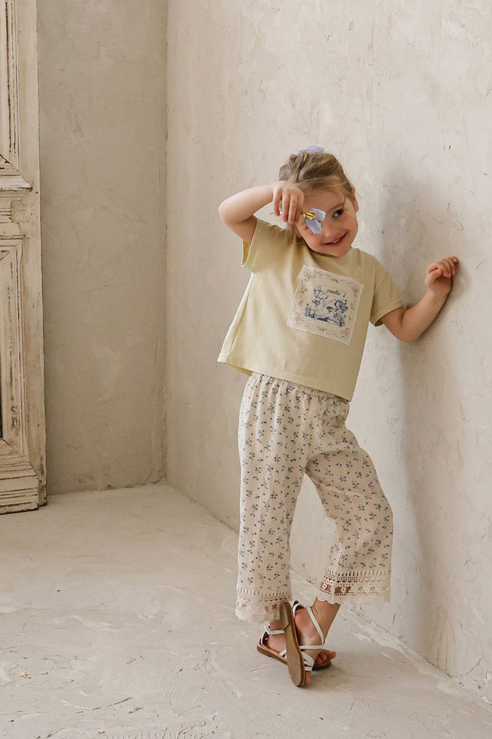 🇰🇷Puella_Flo tee