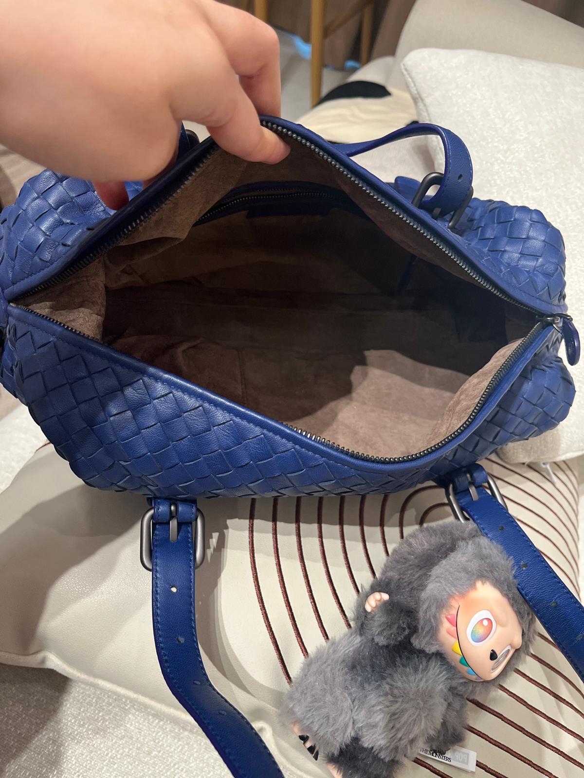 Bottega Veneta Bv shoulder bag 100%Authentic ,98%new ✅Dust bag
