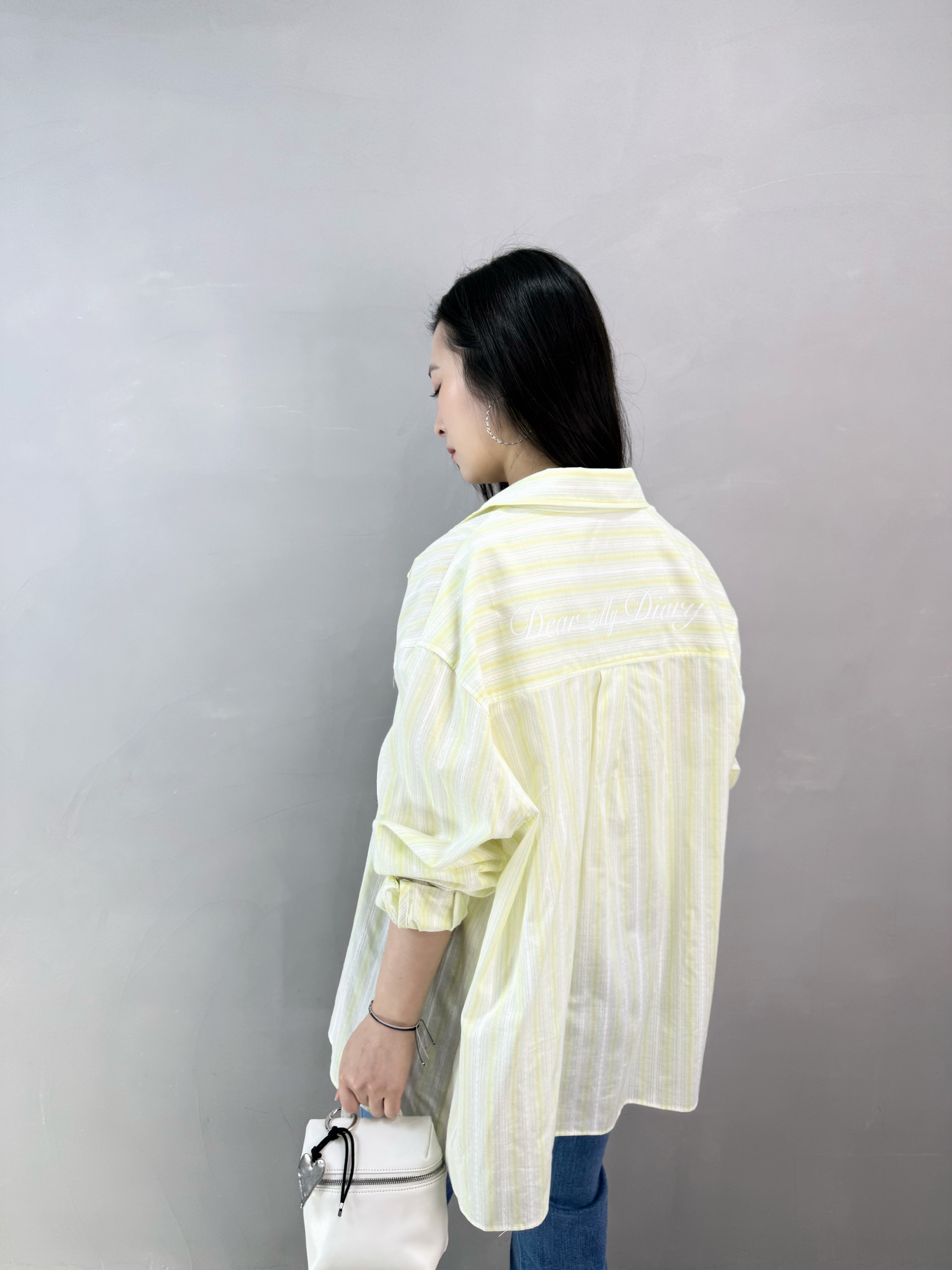 I64 後字條子恤衫