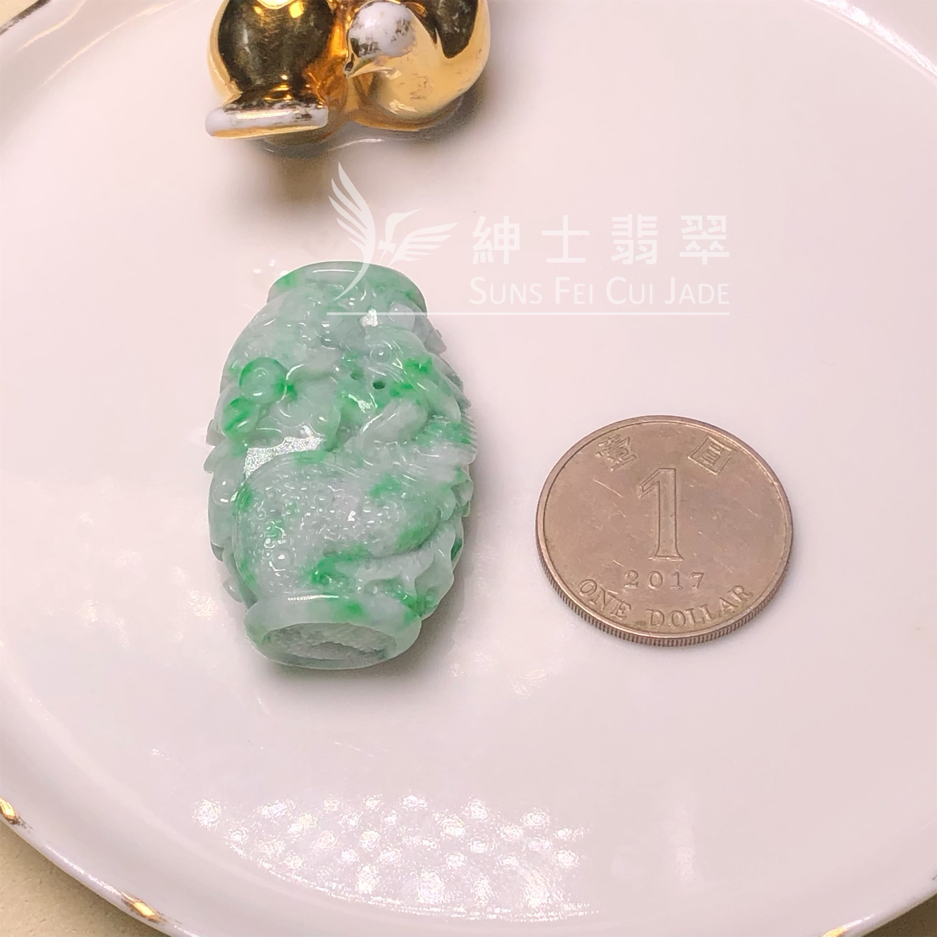 B07735 立體桶形龍吊墜
