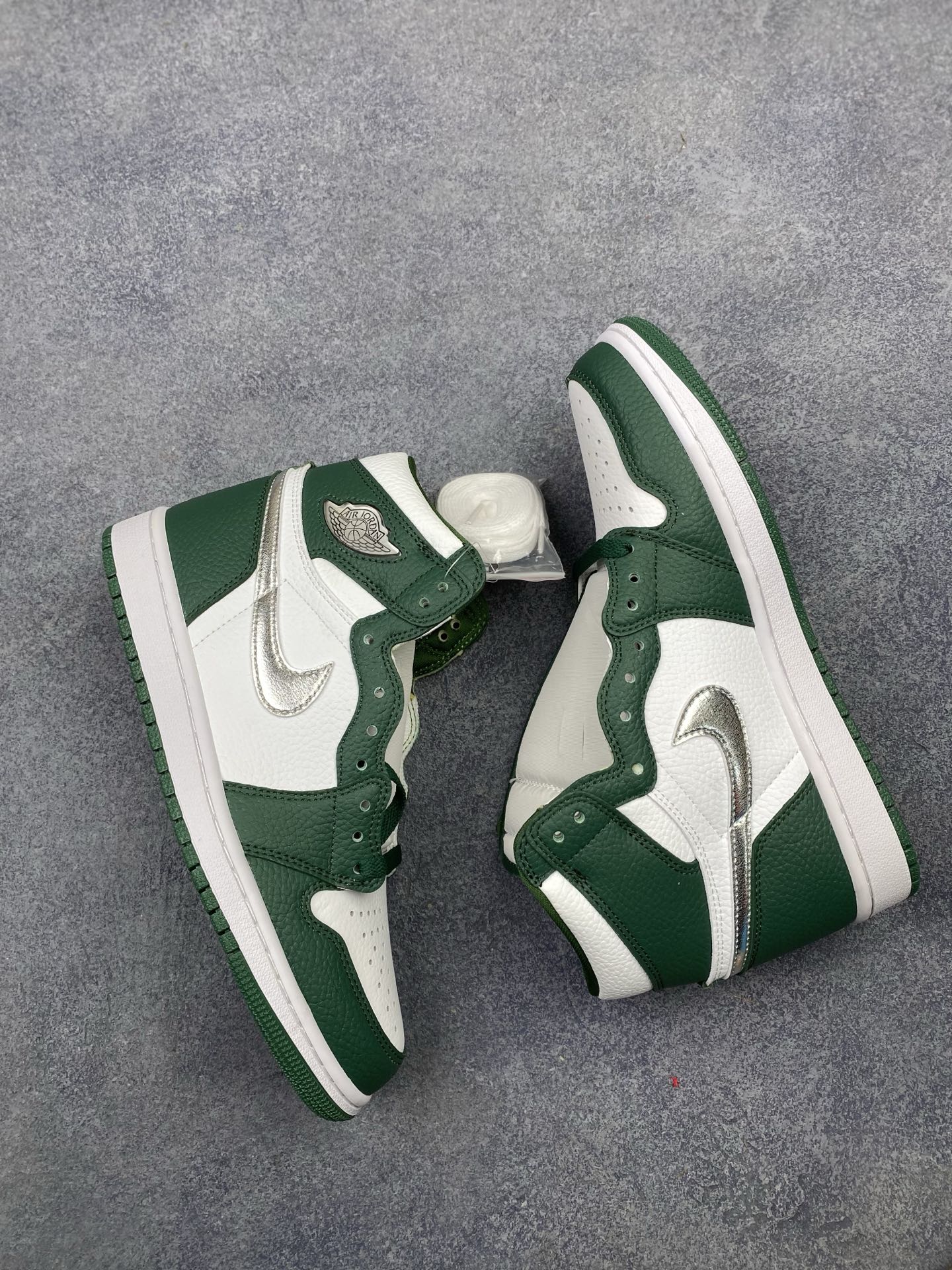 Nike Air Jordan 1 Retro High OG