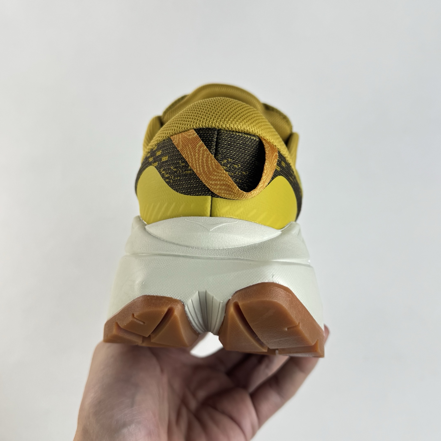 Hoka One One Skyline-Float X