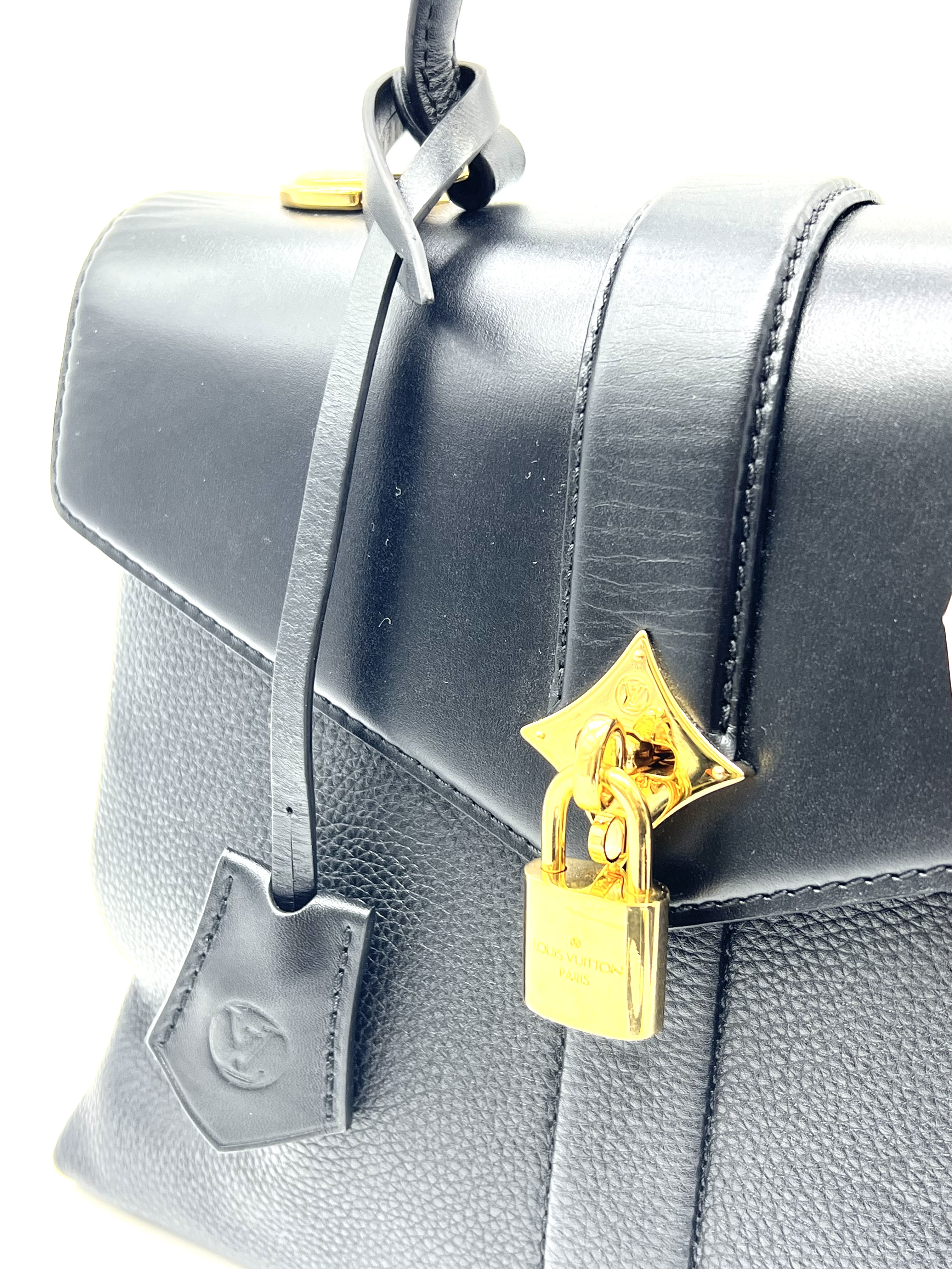 Pre-Owned LV Rose Des Vents / Product Code: 26050702