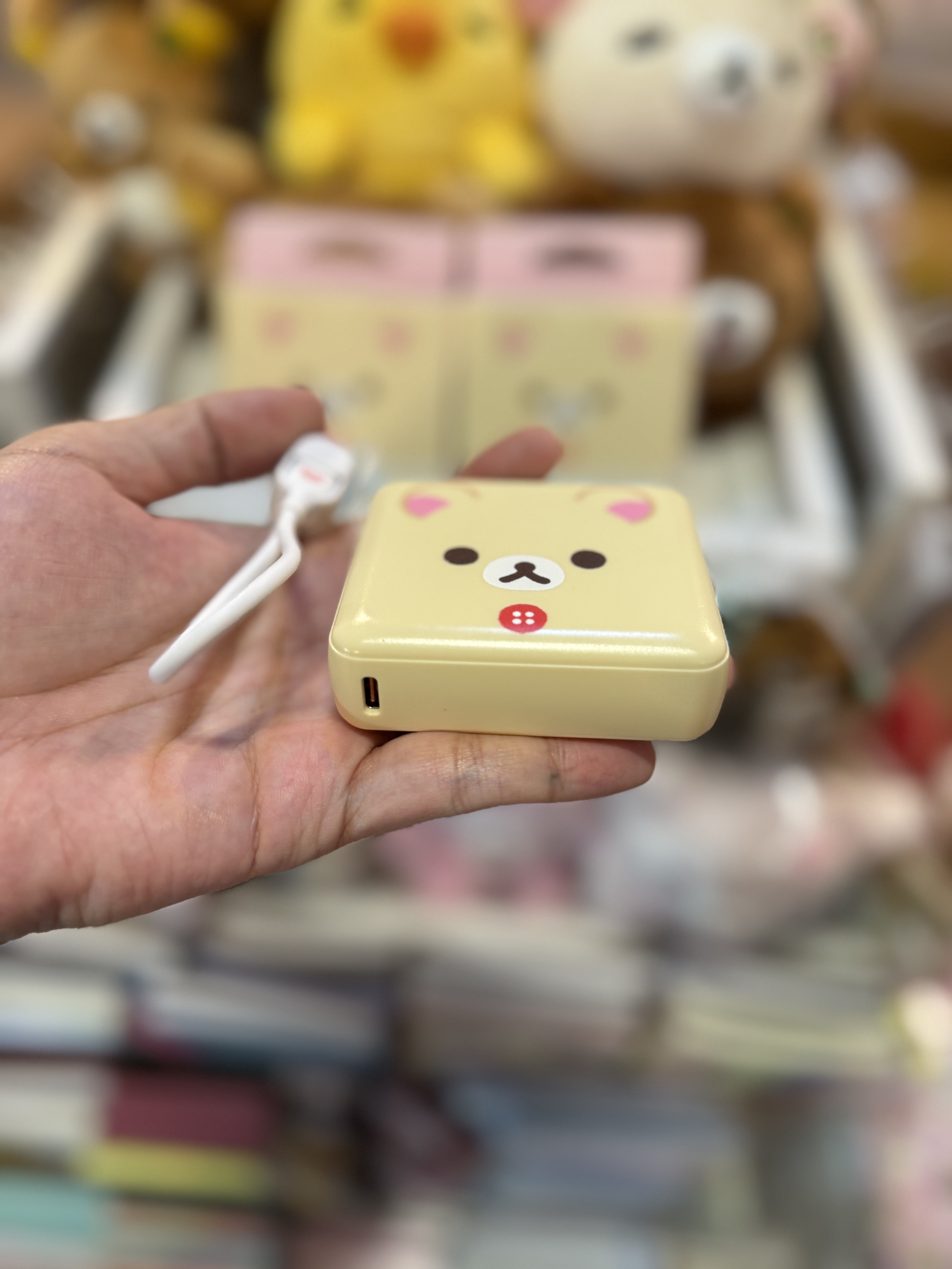 《現貨》全新韓國限定 小白熊款外置充電器。10000mAh